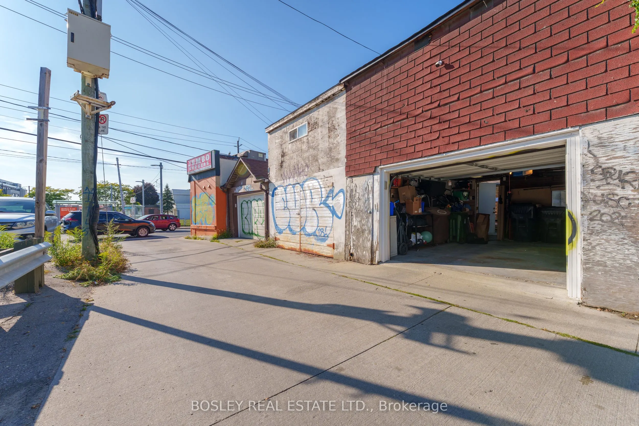 299 Maria Street