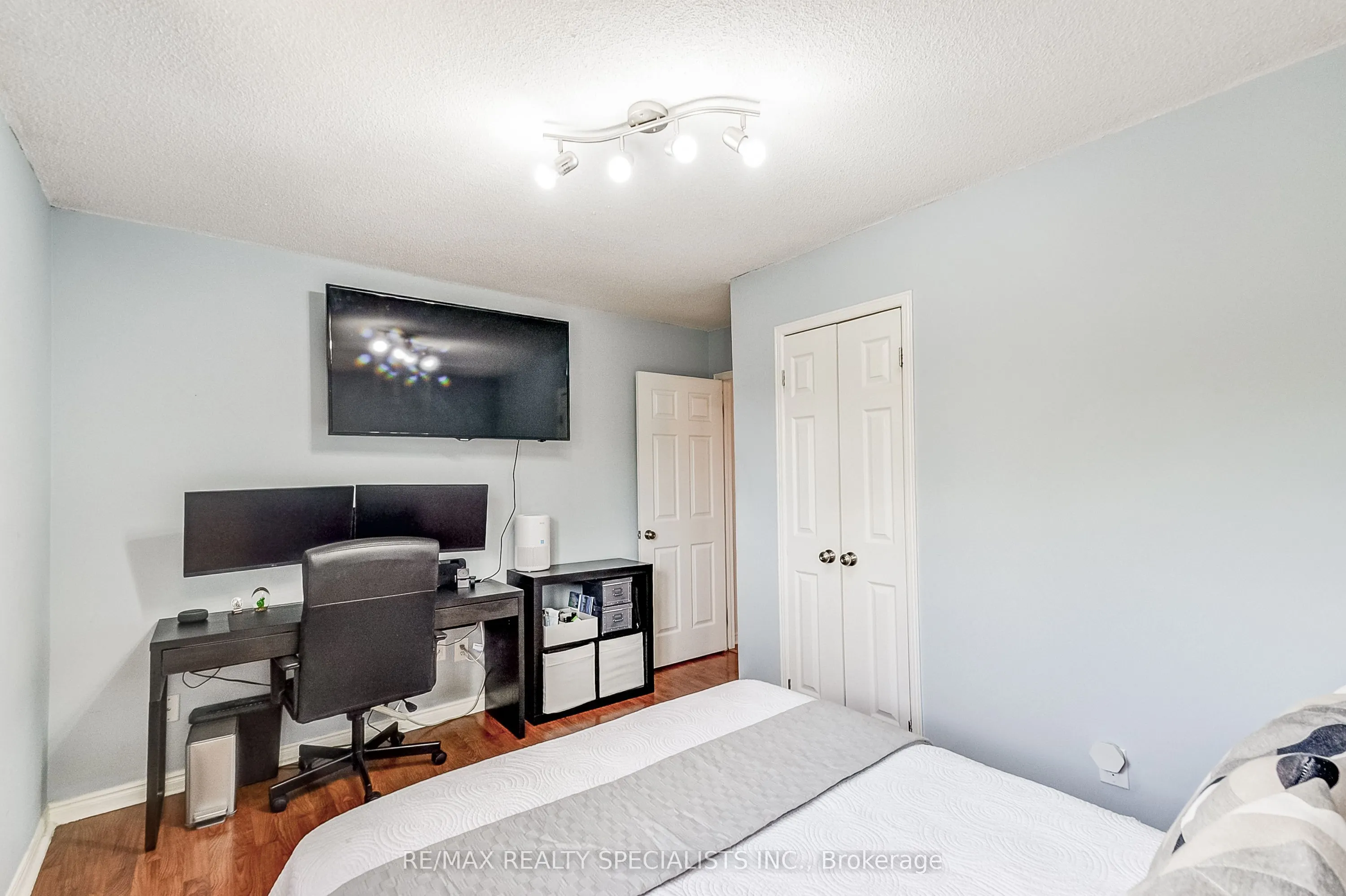 4448 Weymouth Commons Crescent