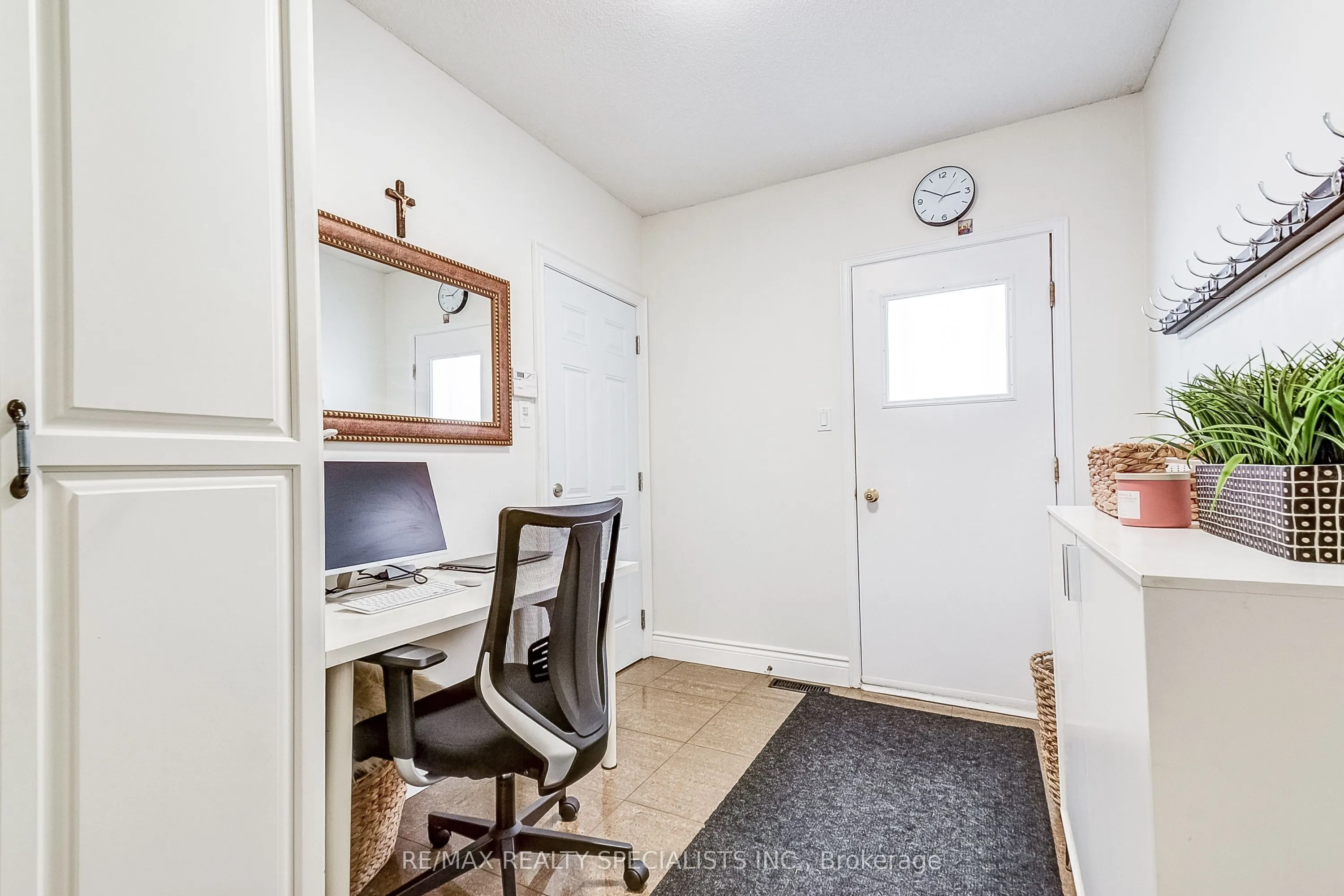 4448 Weymouth Commons Crescent