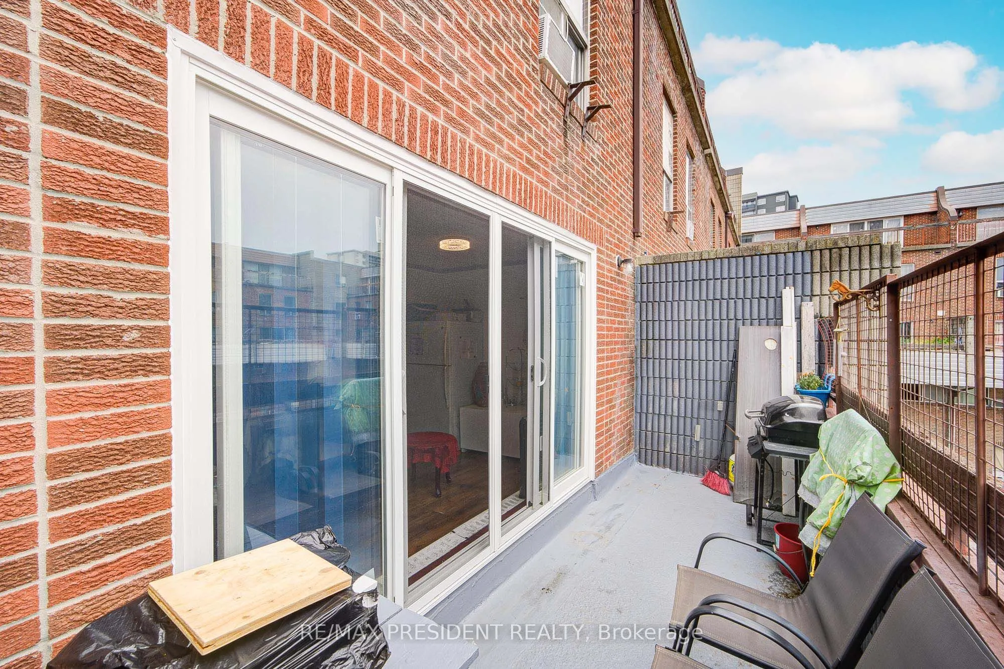 10 Eddystone Avenue, #250