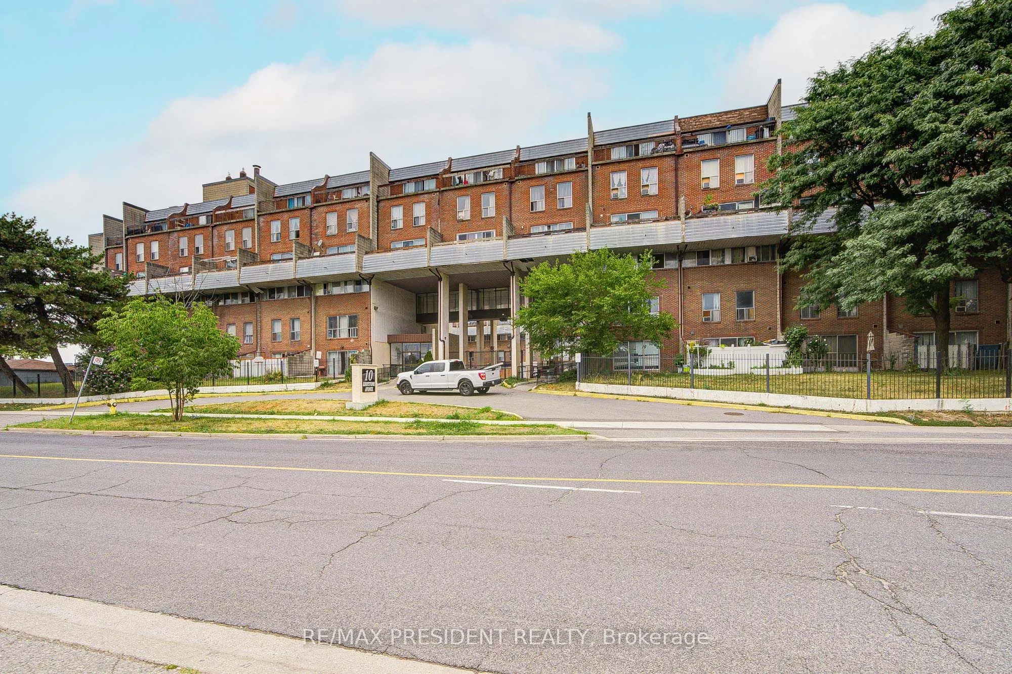 10 Eddystone Avenue, #250