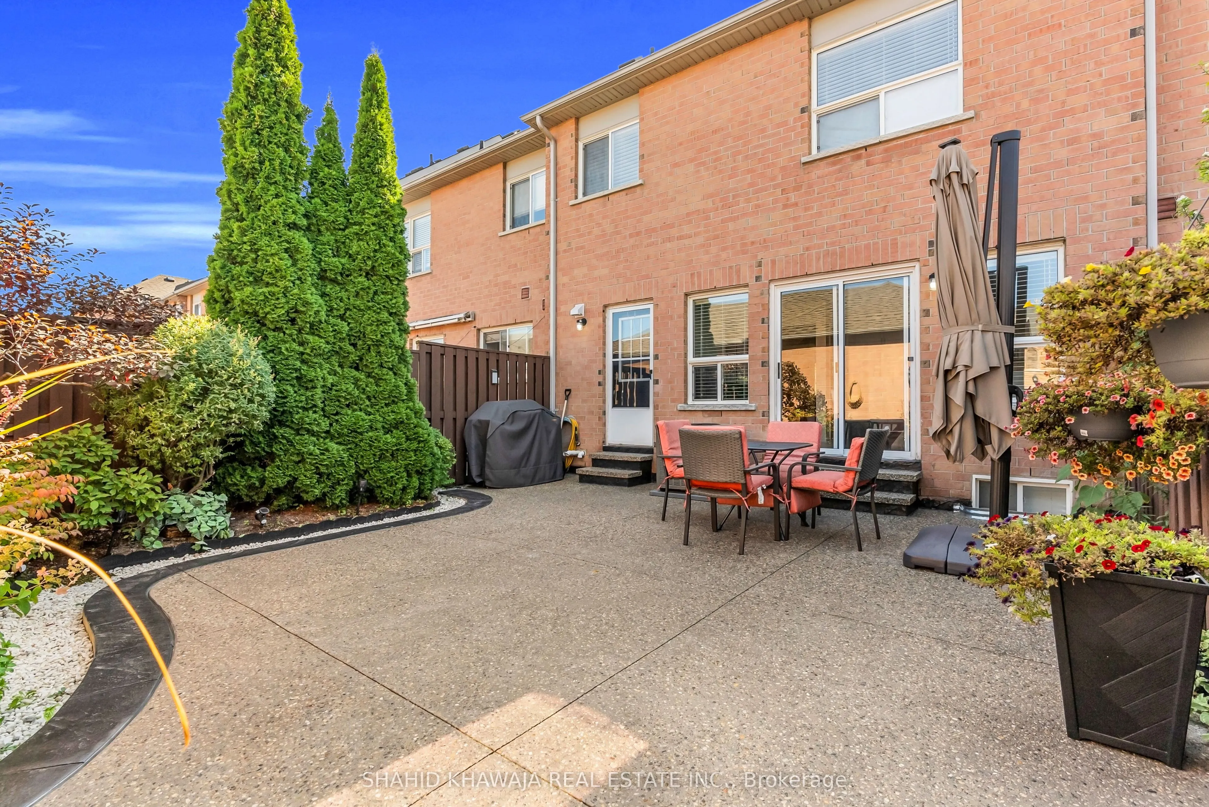 5821 Rainberry Drive