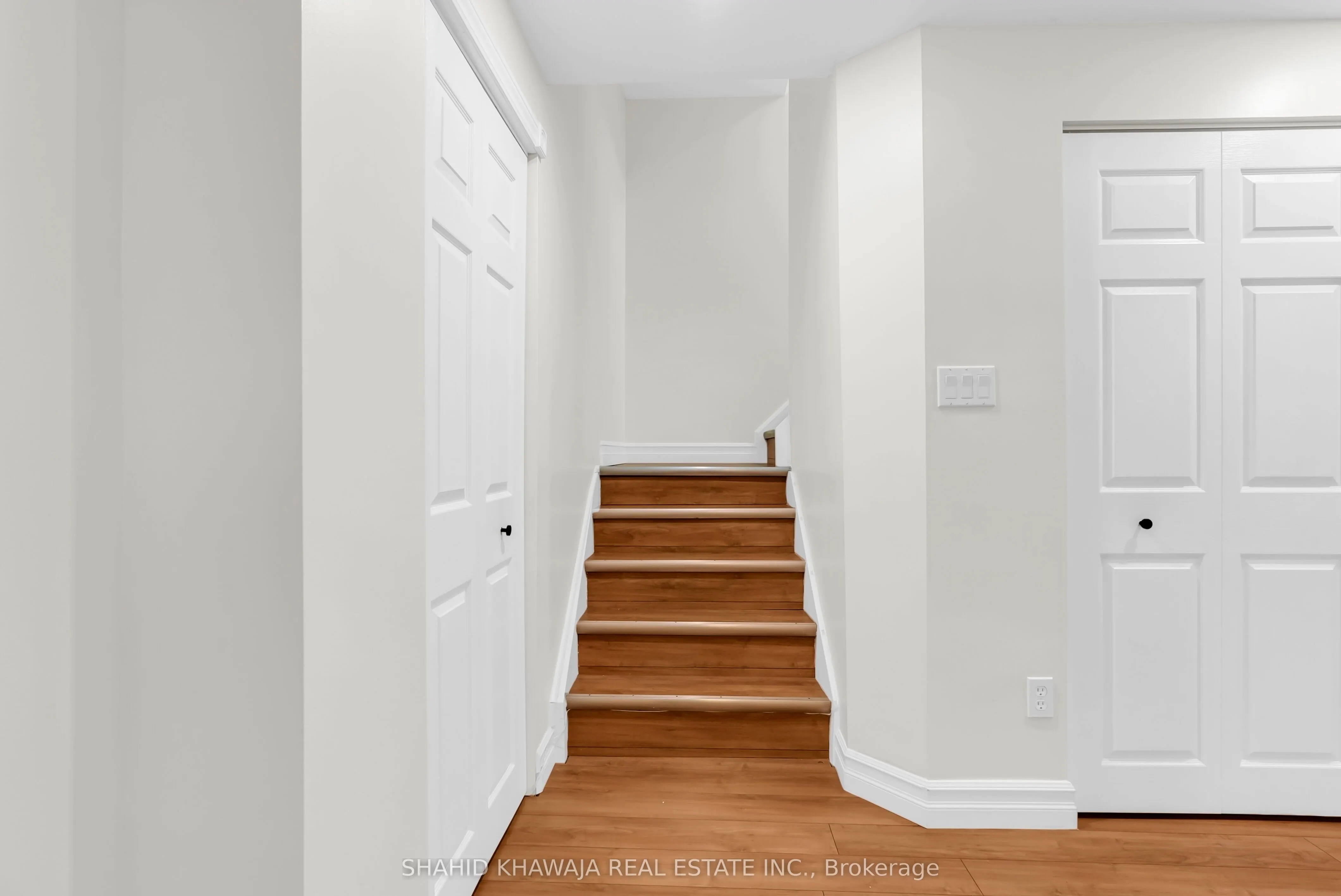 5821 Rainberry Drive
