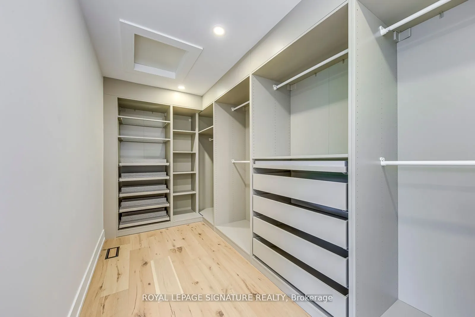 11024 Trafalgar Road