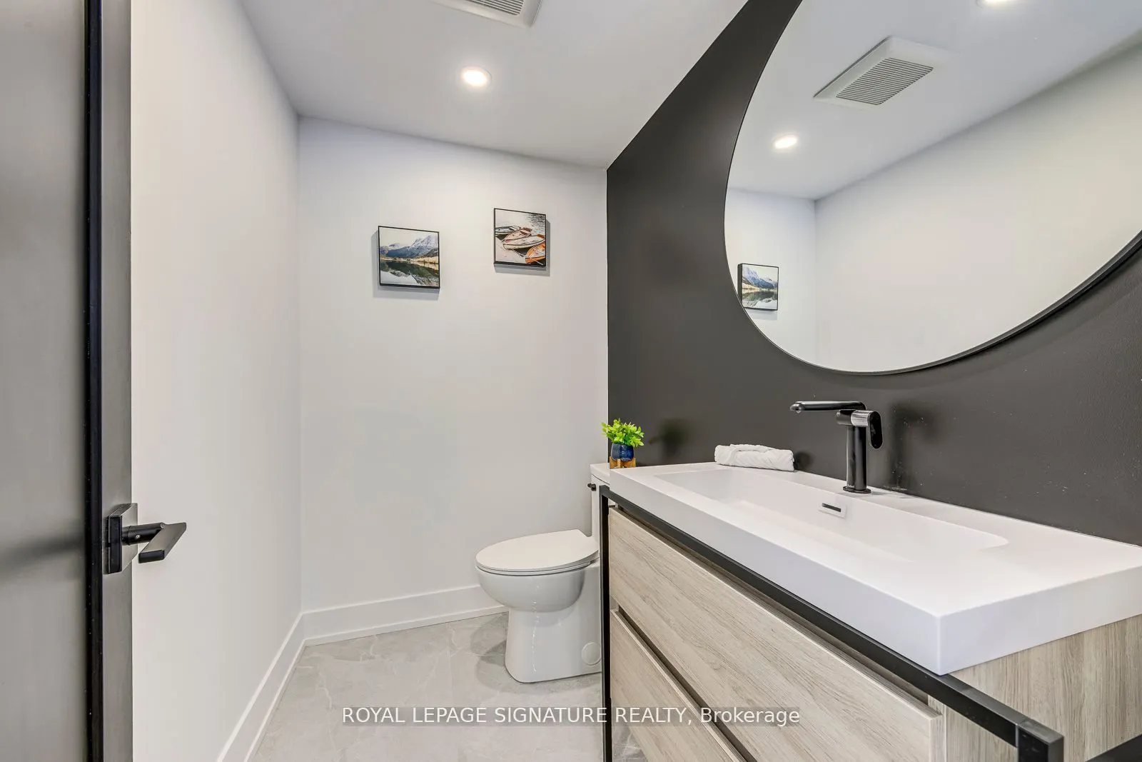 11024 Trafalgar Road