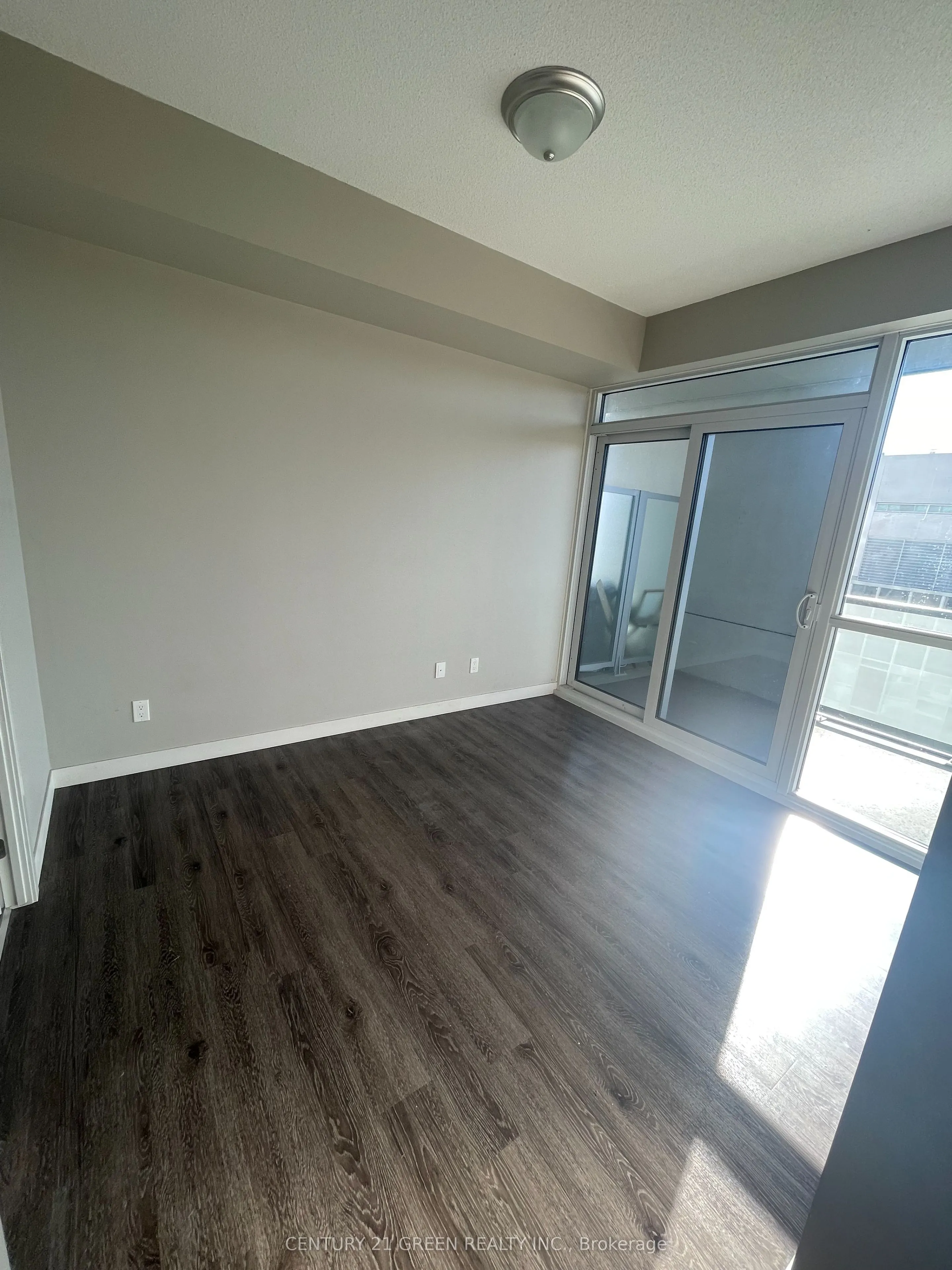2087 Fairview Street, #2208