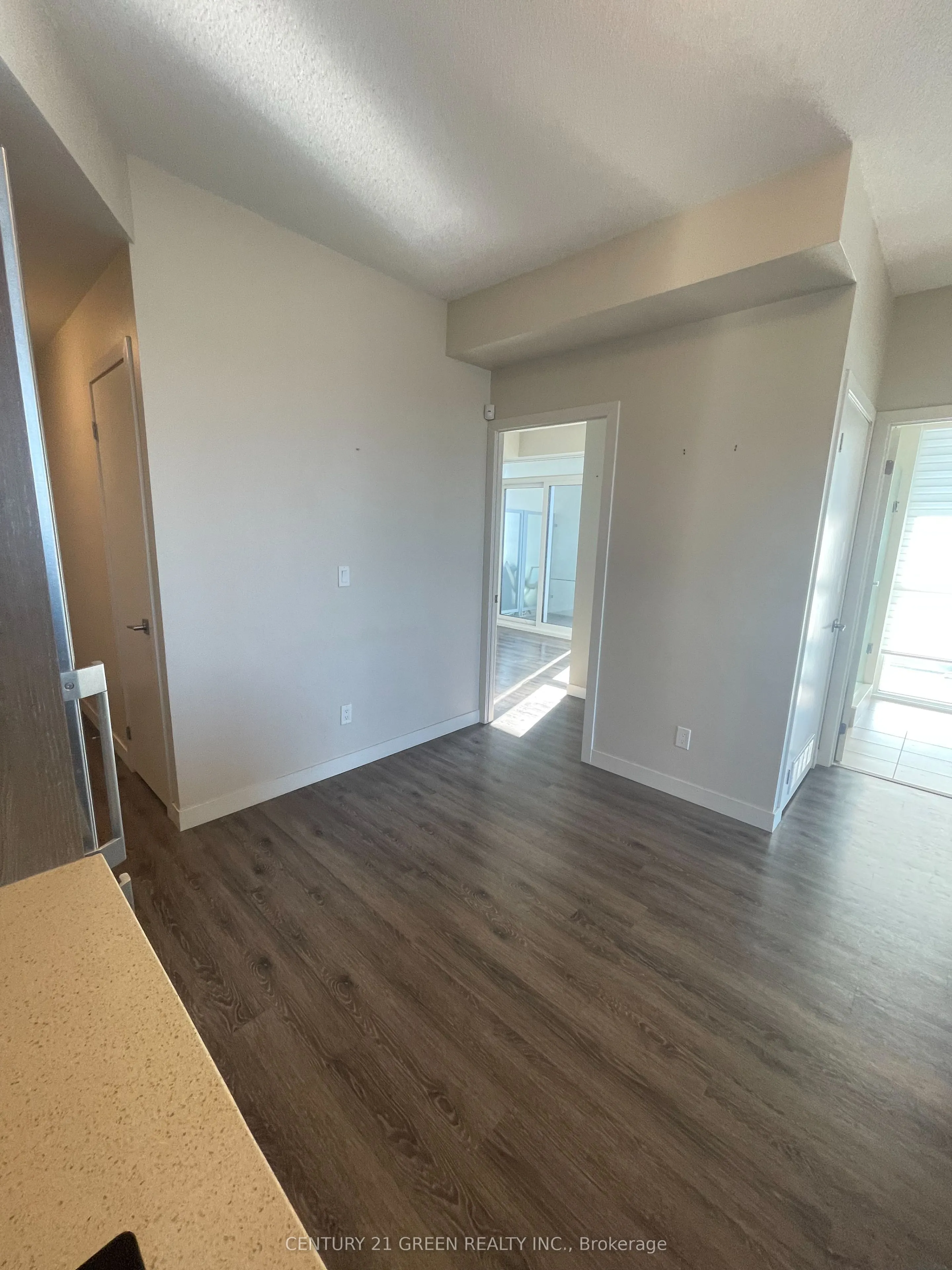 2087 Fairview Street, #2208