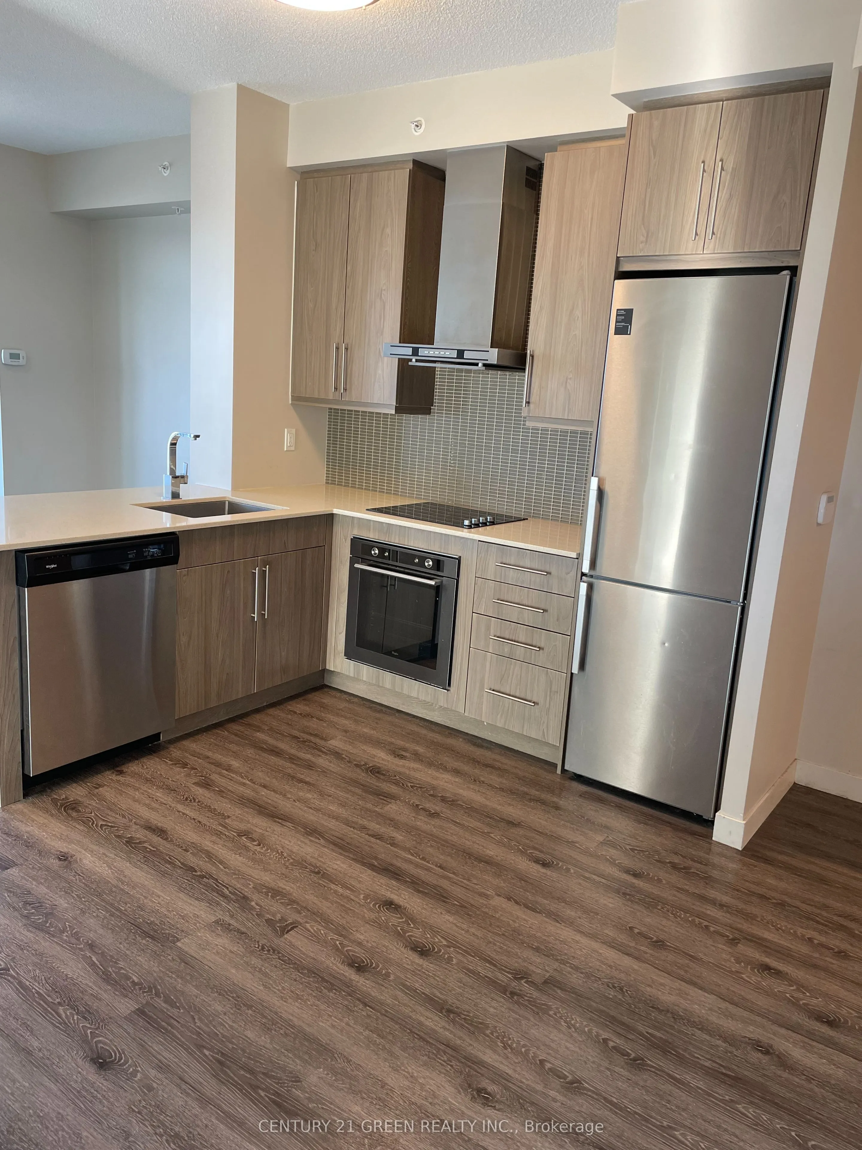 2087 Fairview Street, #2208