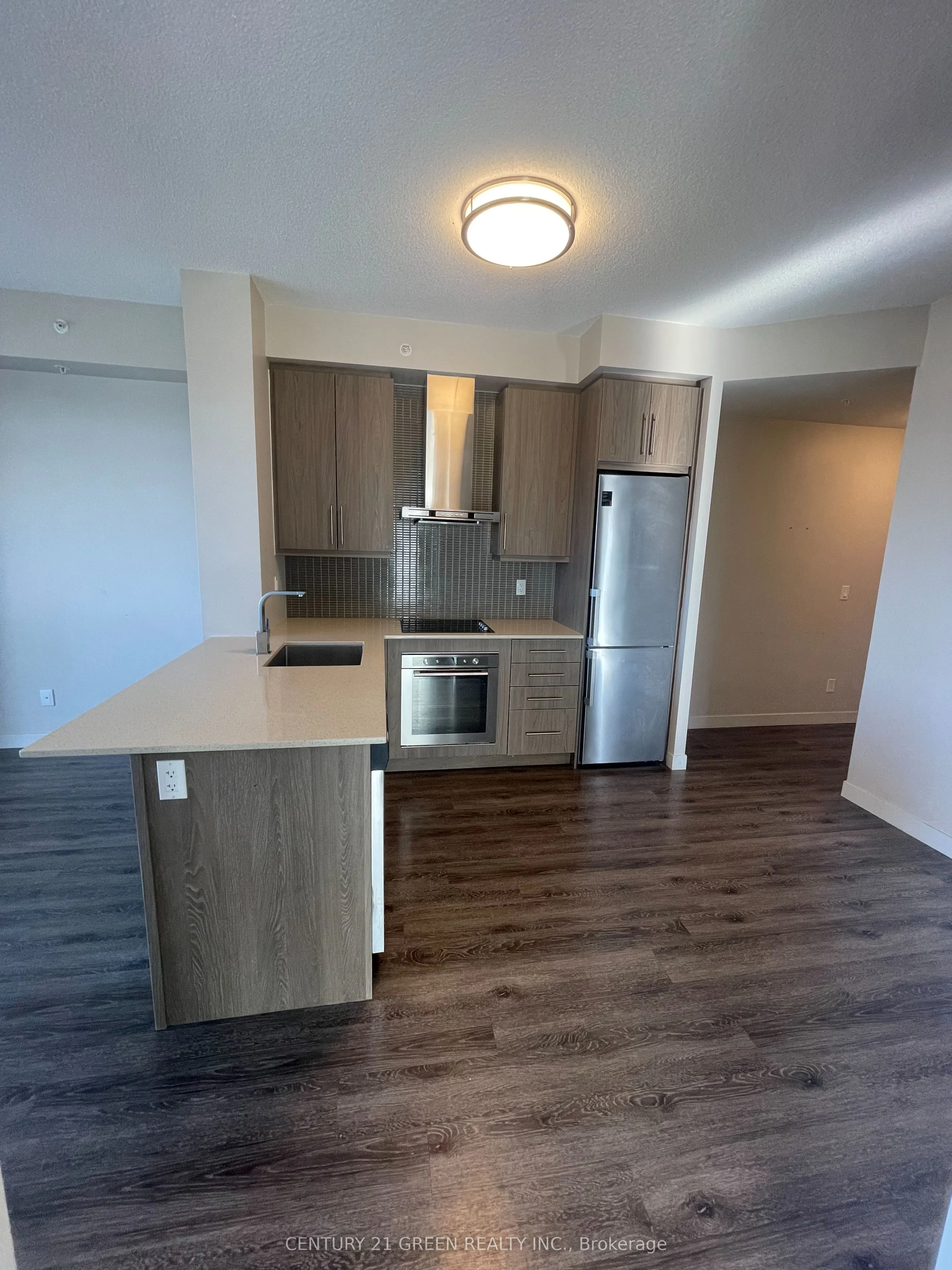 2087 Fairview Street, #2208