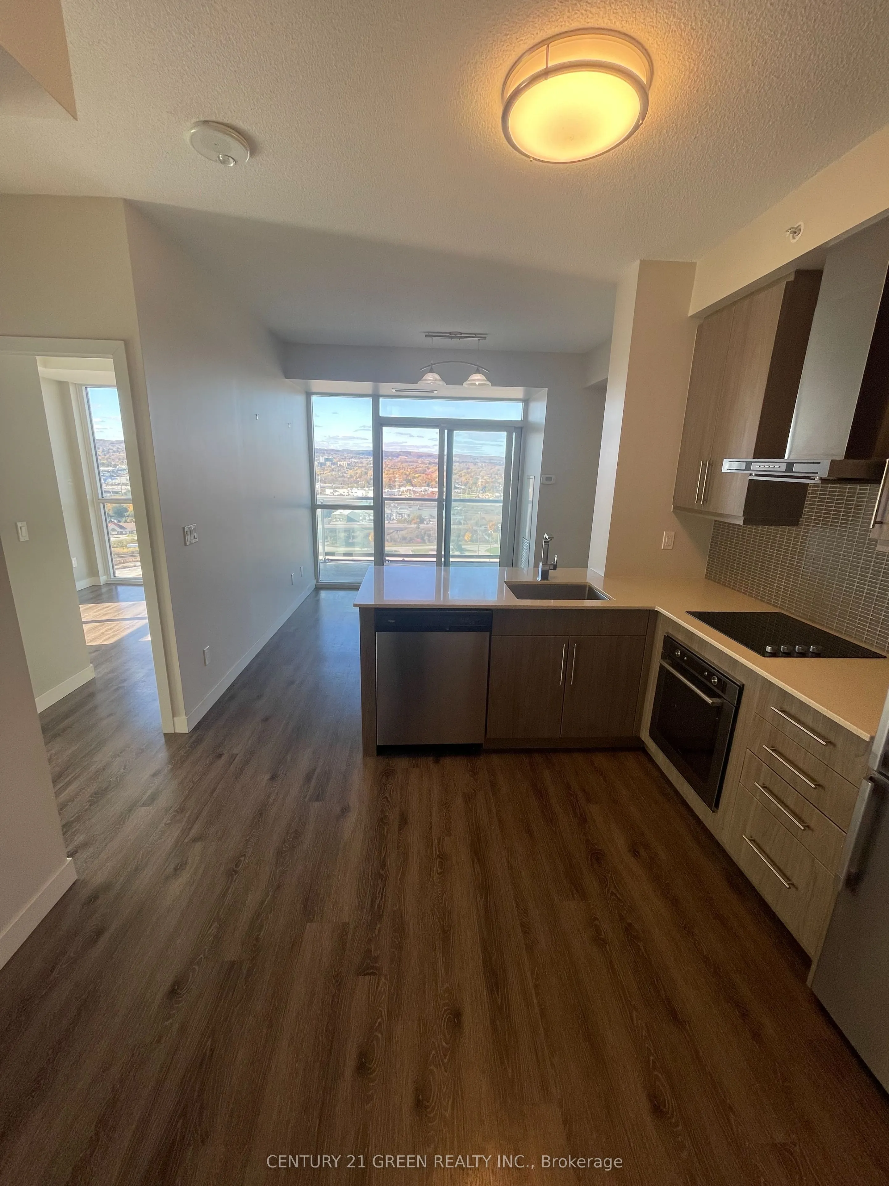 2087 Fairview Street, #2208