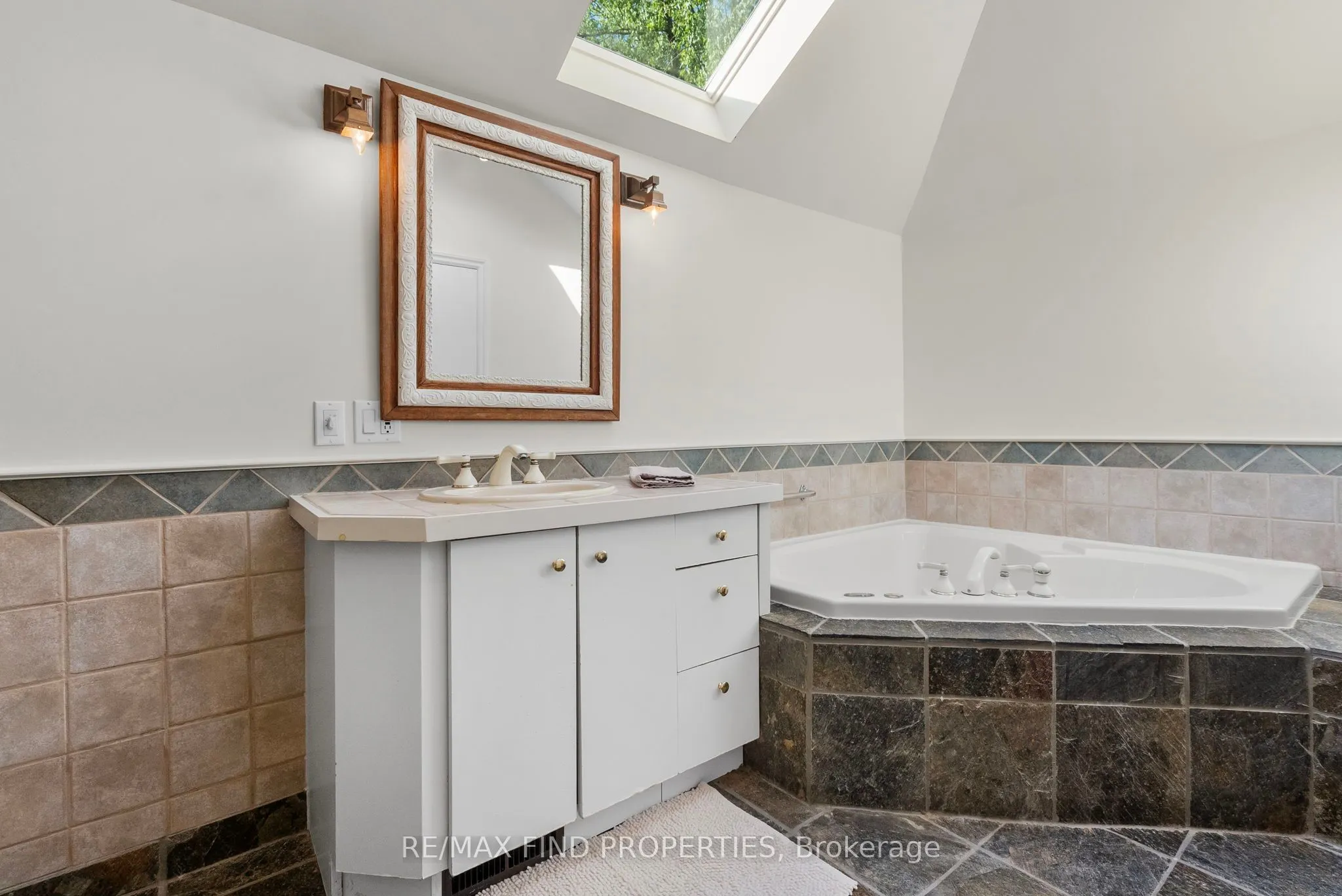 56 Edenvale Crescent