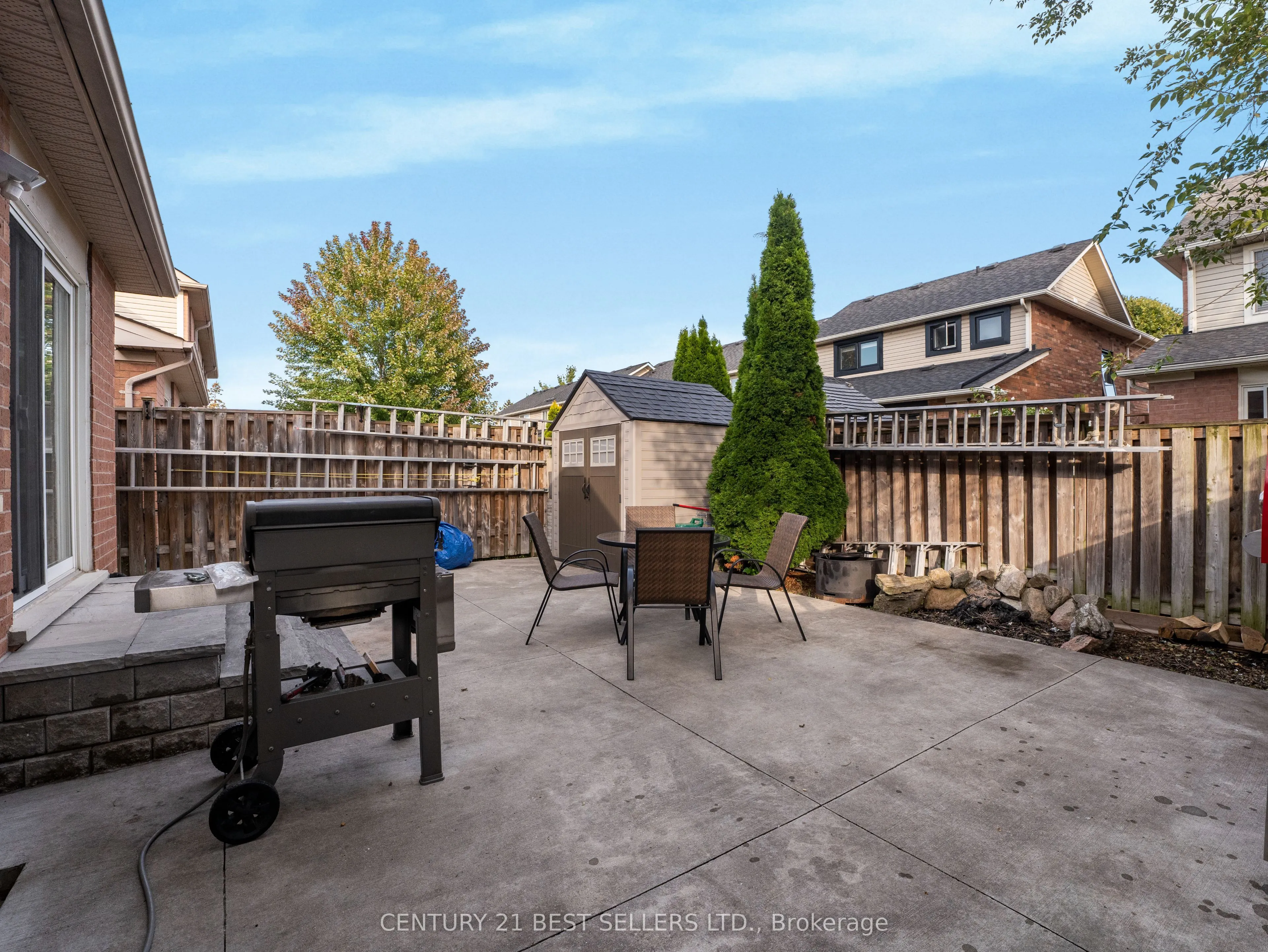 643 Porter Way