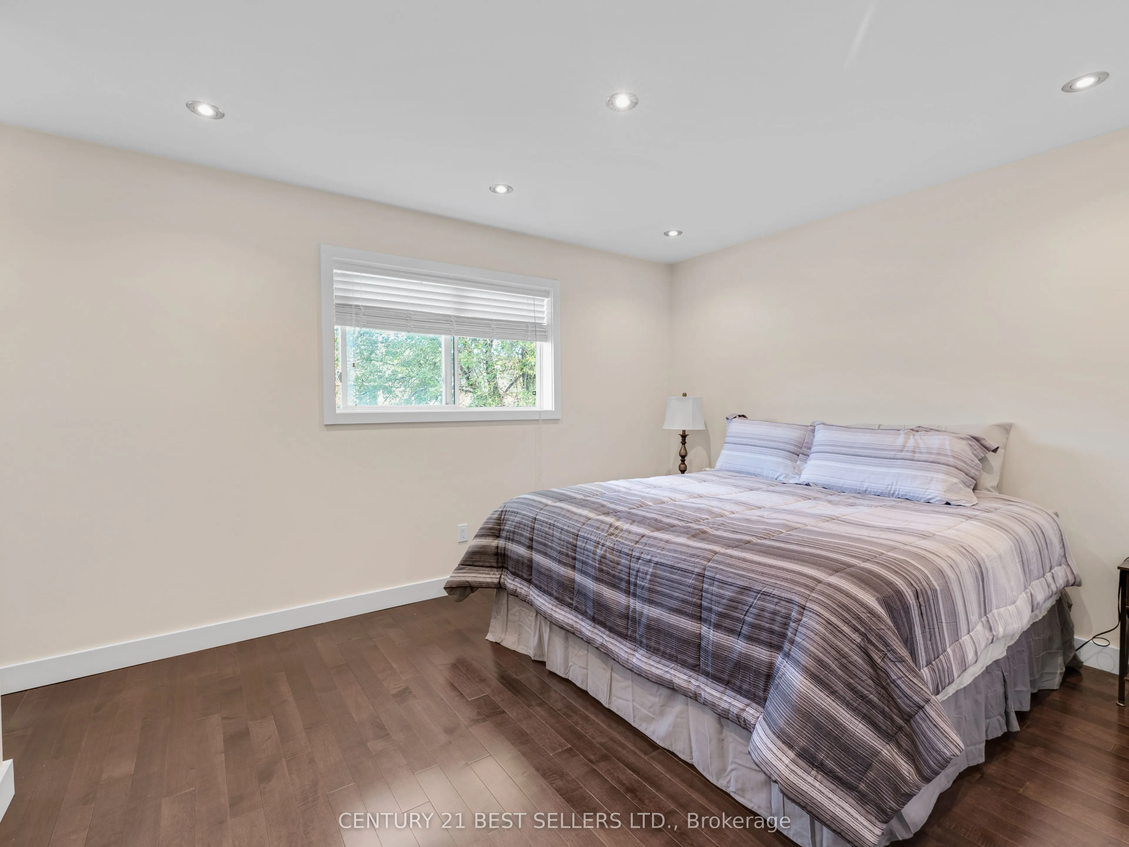 643 Porter Way