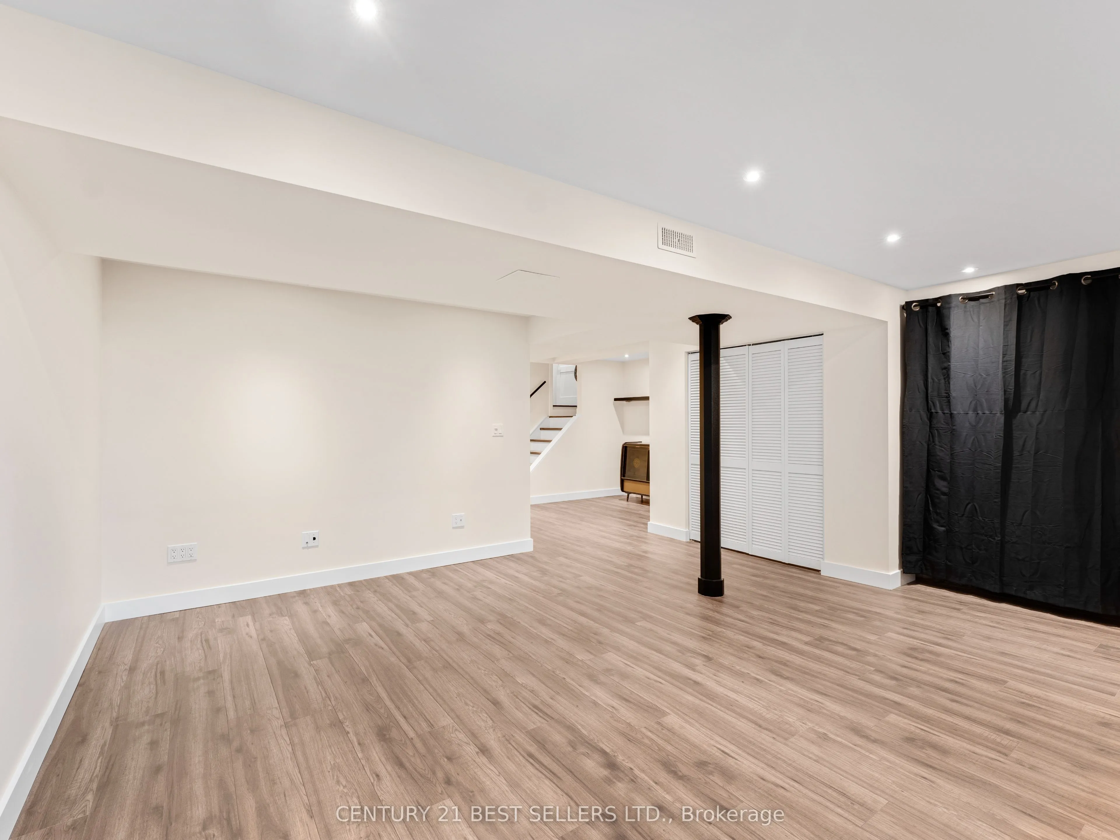 643 Porter Way
