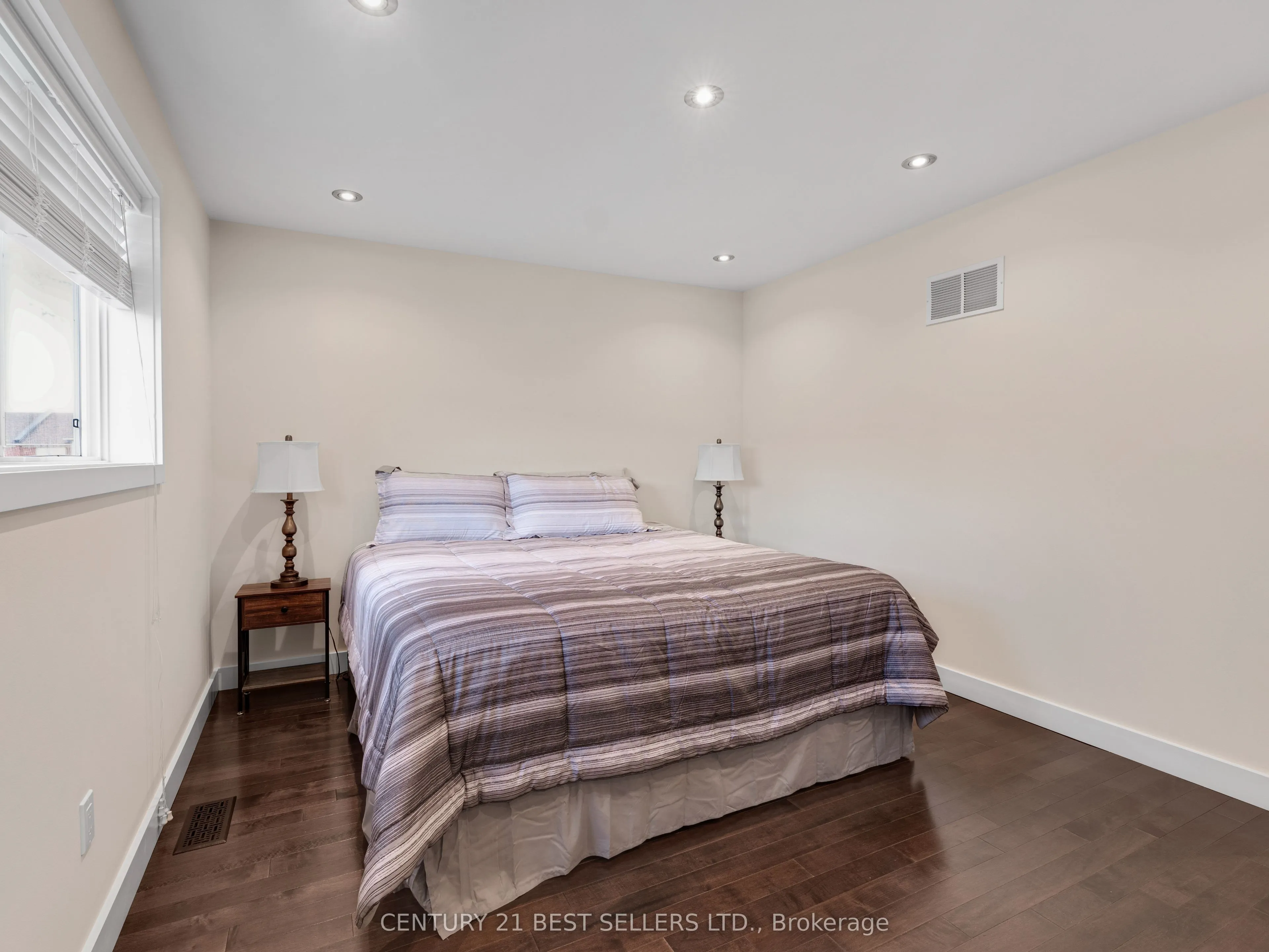 643 Porter Way
