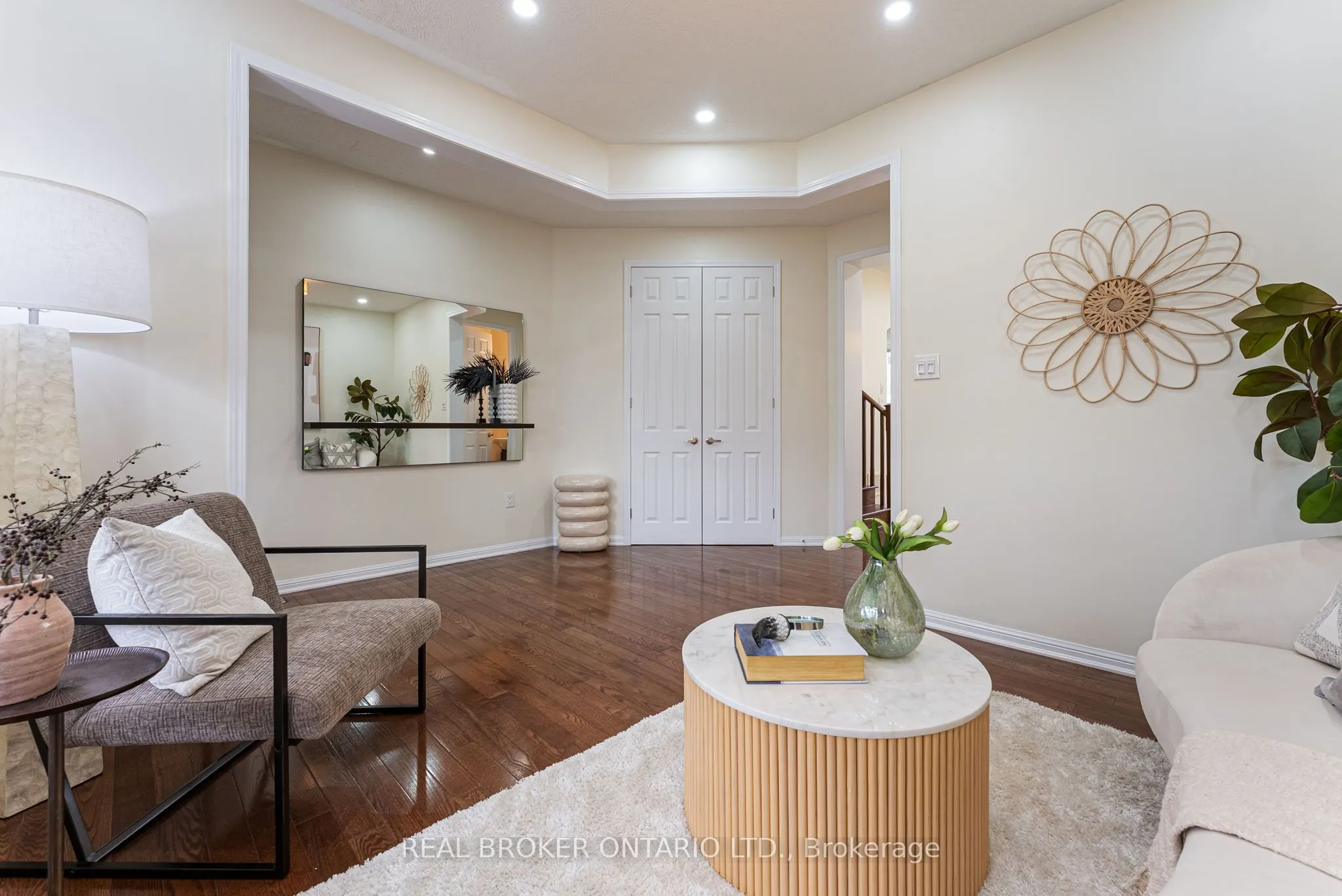 993 Whewell Trail