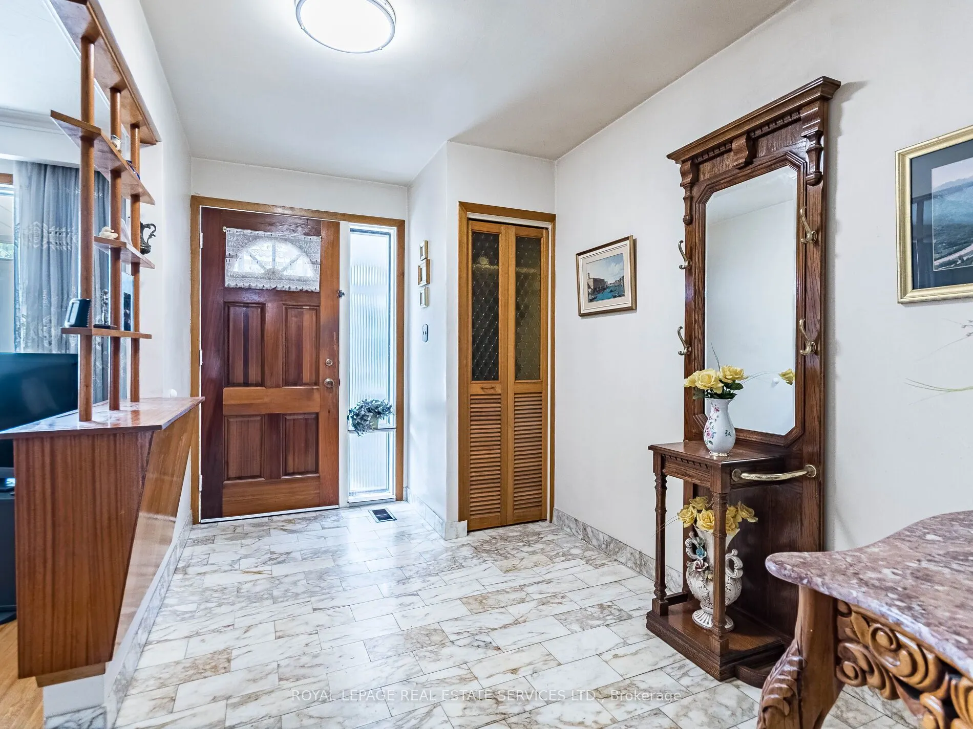 14 Austrey Court