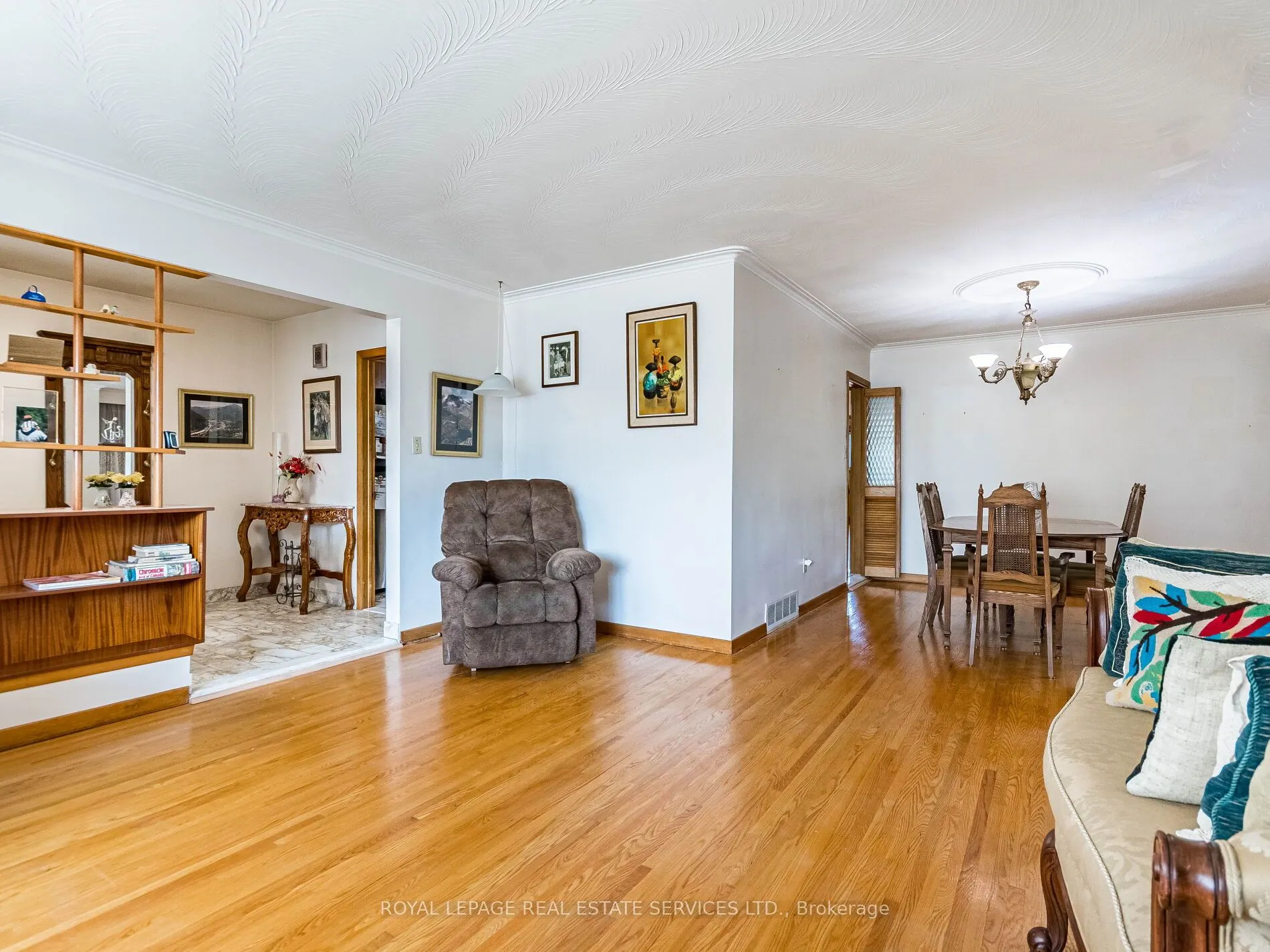 14 Austrey Court