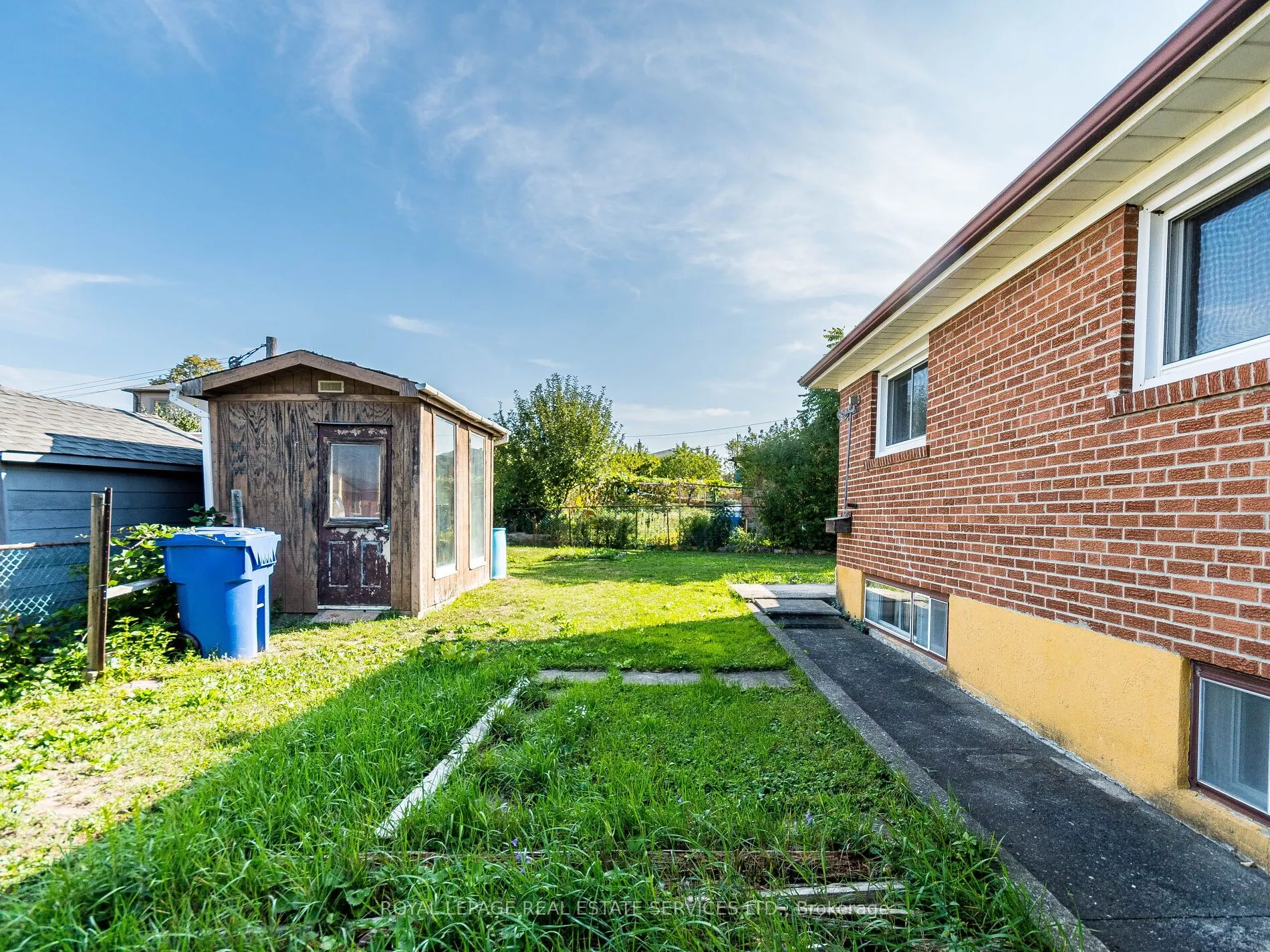 14 Austrey Court