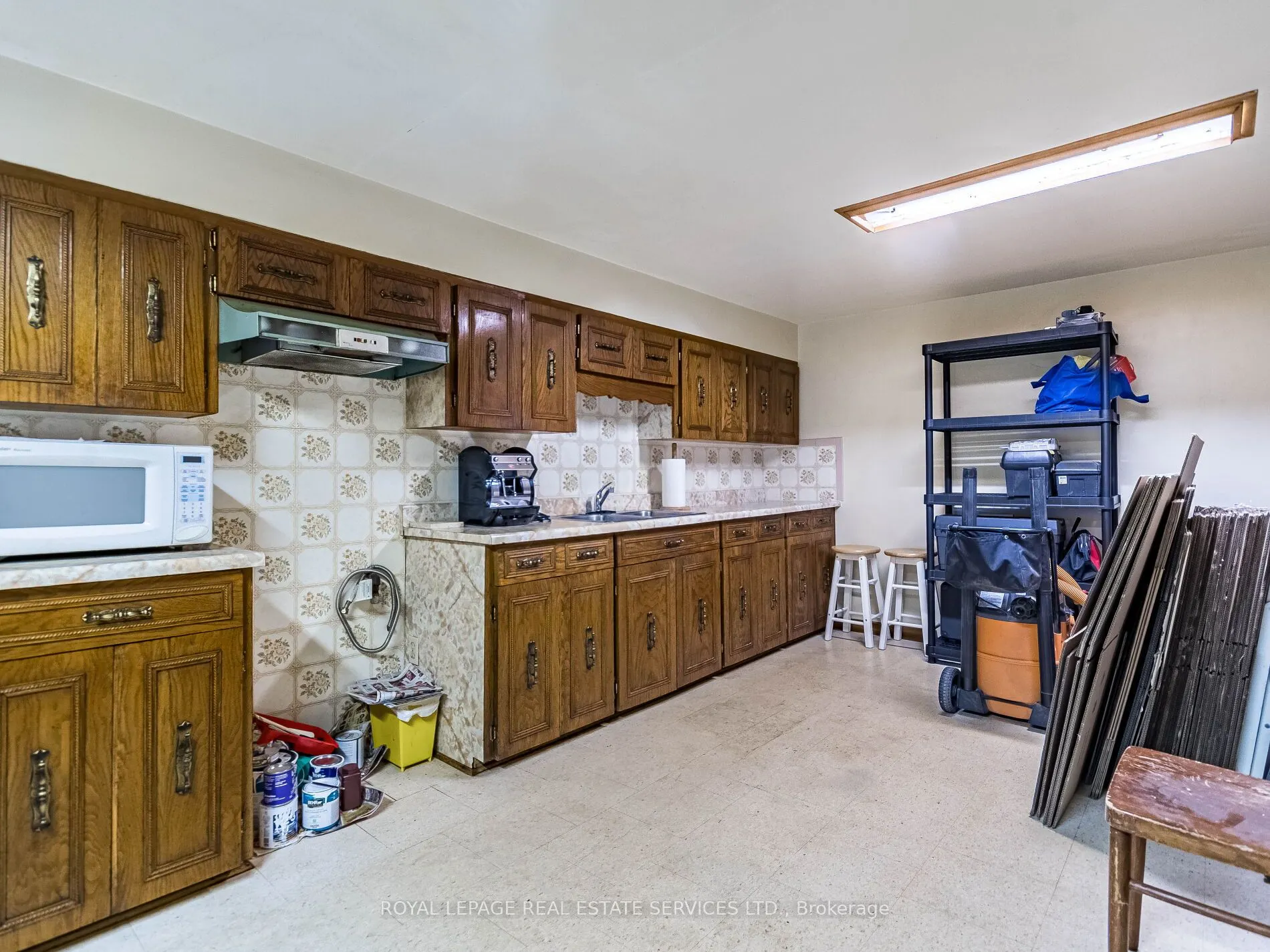 14 Austrey Court
