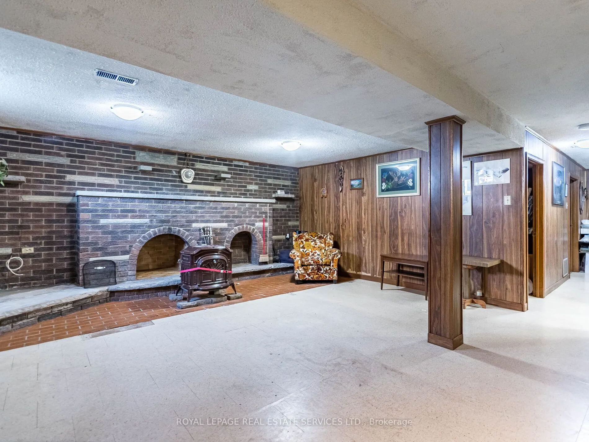14 Austrey Court