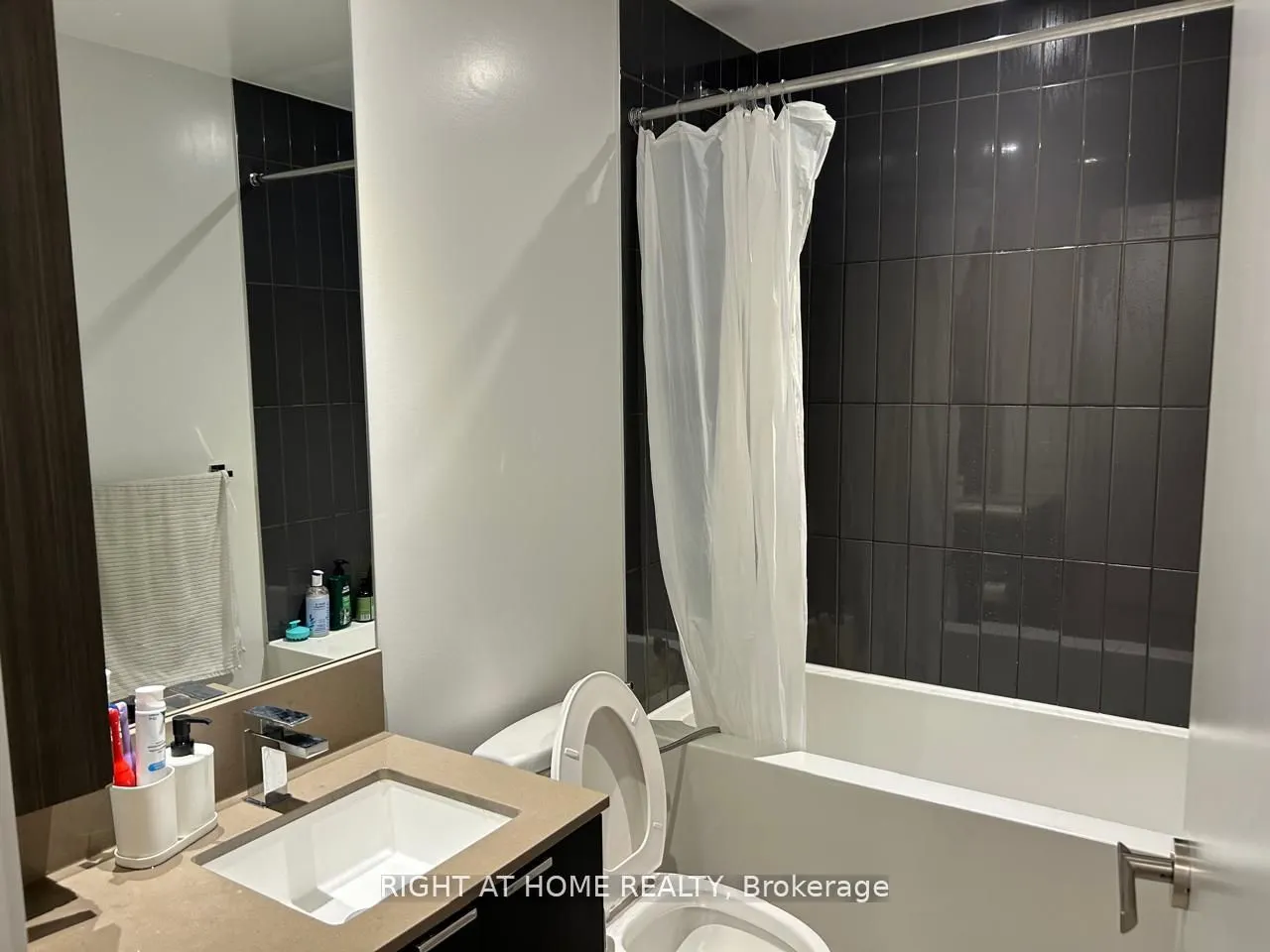 3883 Quartz Road, #1203