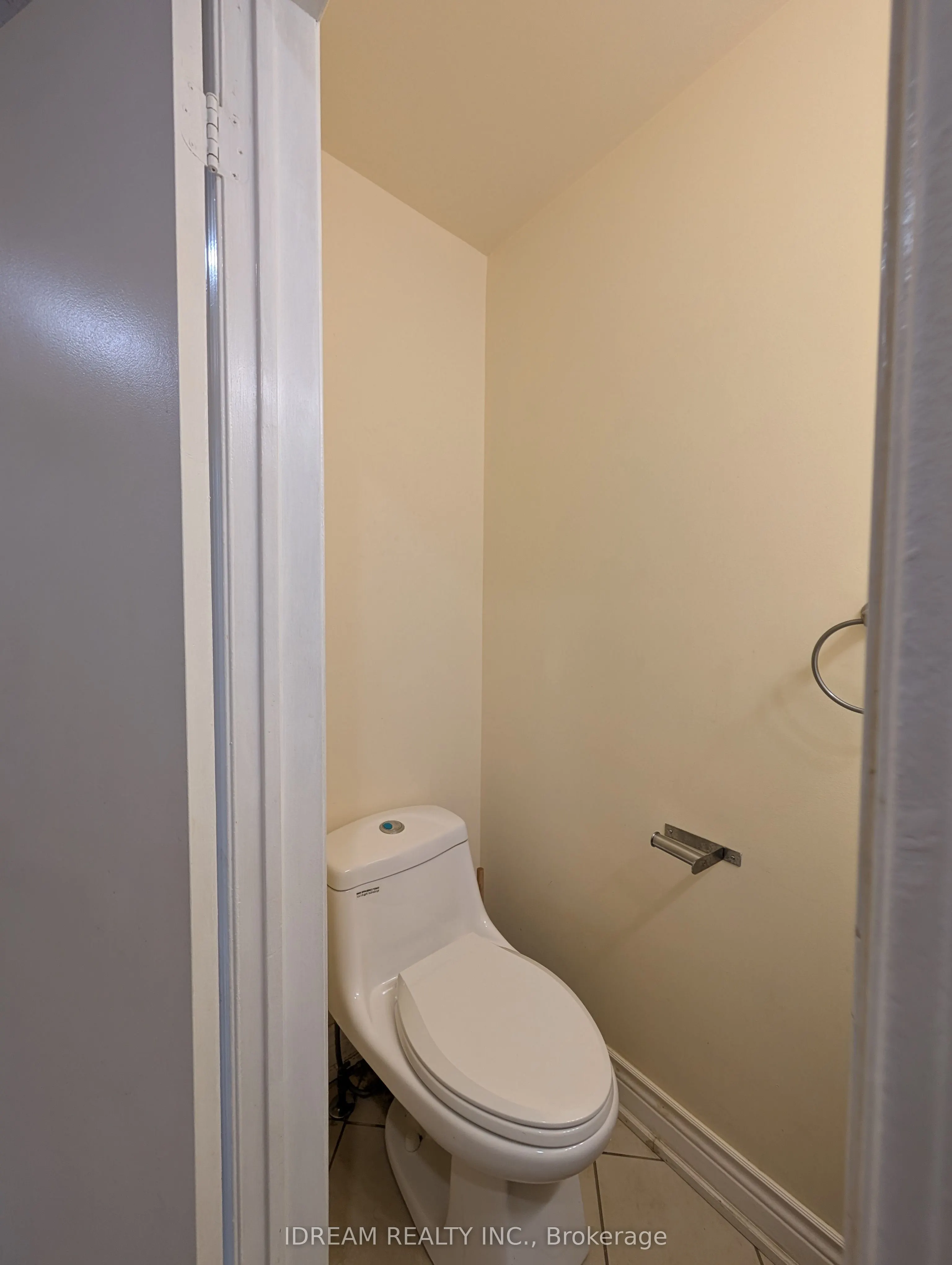 12 Saddlecreek Court, #Upper