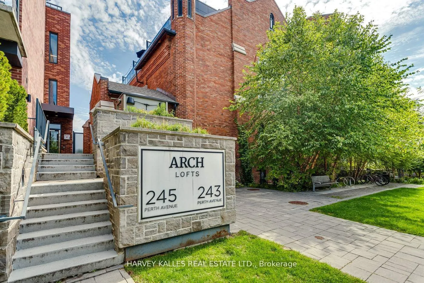 243 Perth Avenue, #C-105