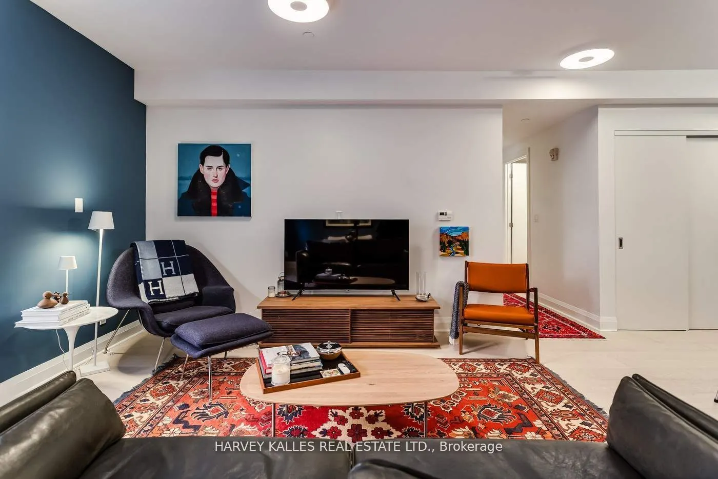 243 Perth Avenue, #C-105