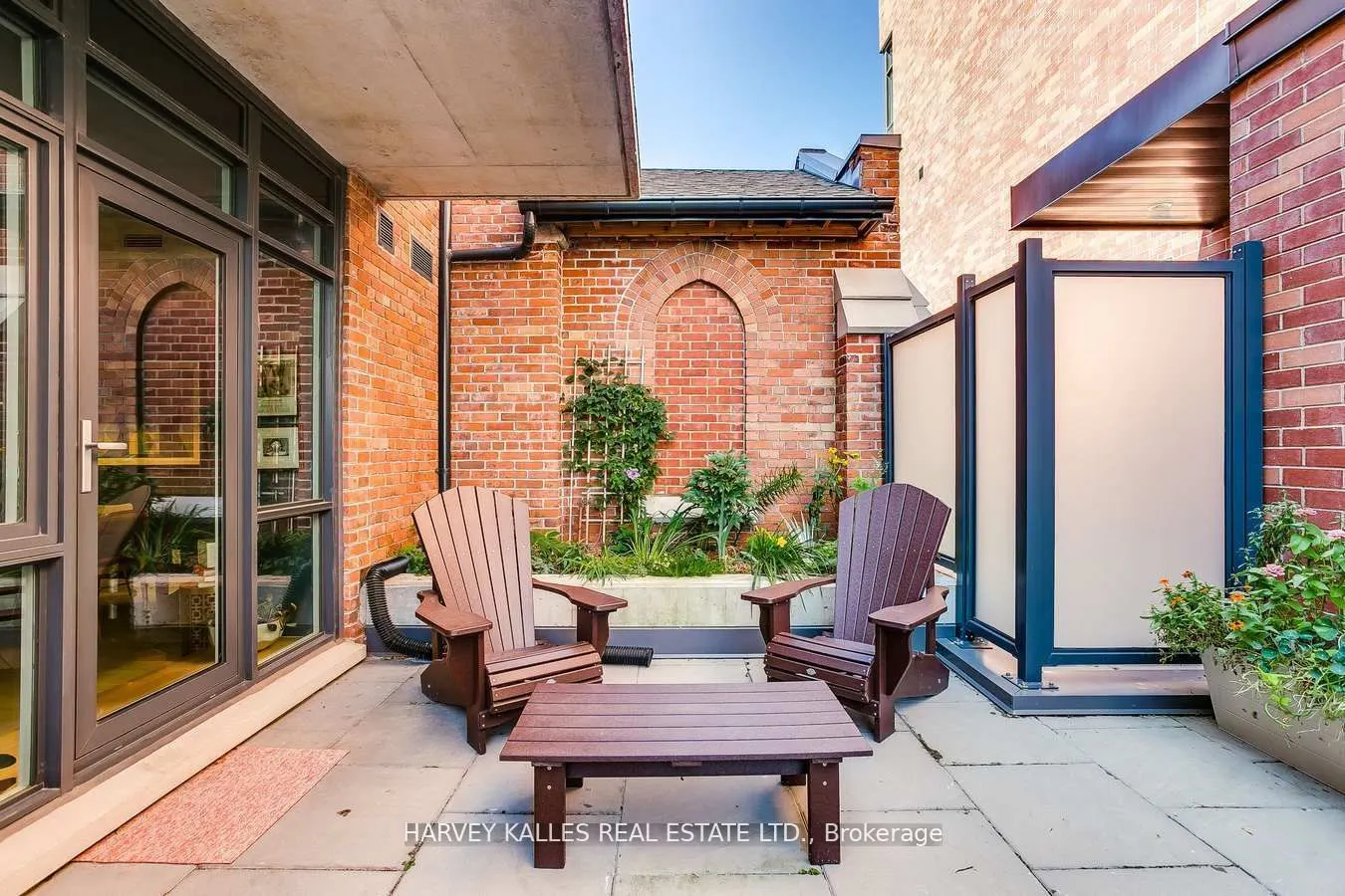 243 Perth Avenue, #C-105