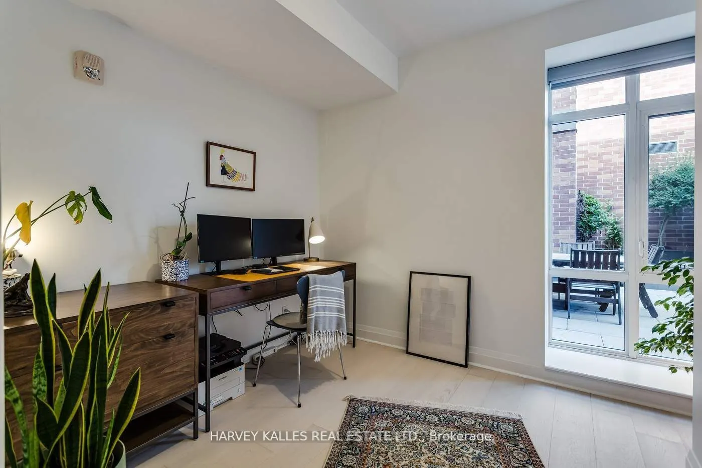 243 Perth Avenue, #C-105