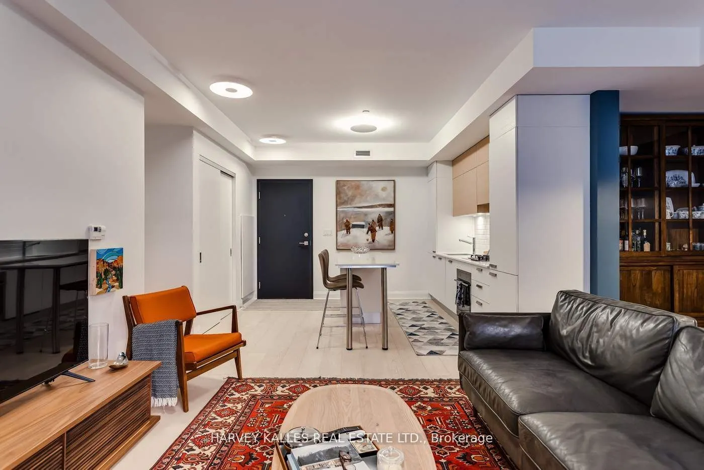243 Perth Avenue, #C-105