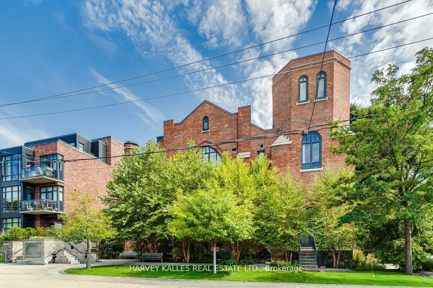 243 Perth Avenue, #C-105