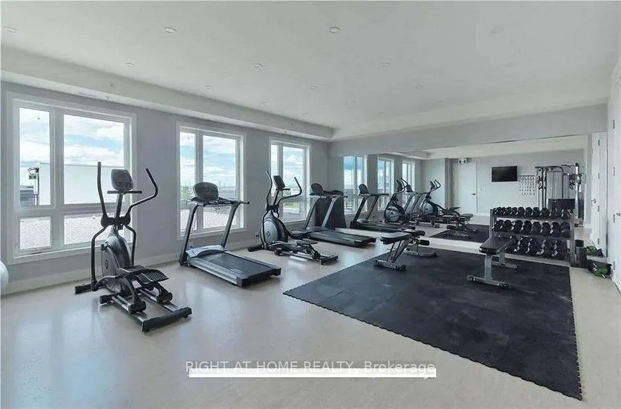 630 Sauve Street, #422