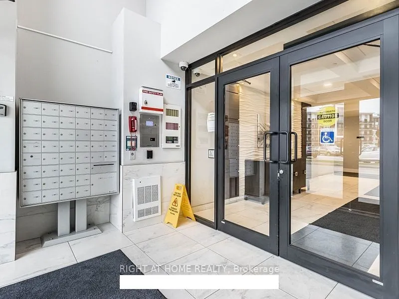 630 Sauve Street, #422