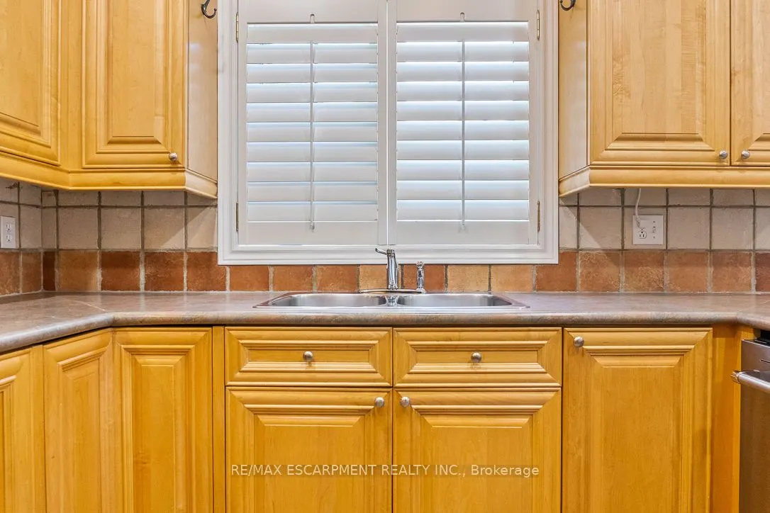 1146 Upper River Court