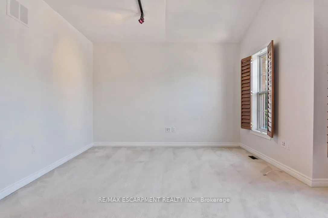 1146 Upper River Court