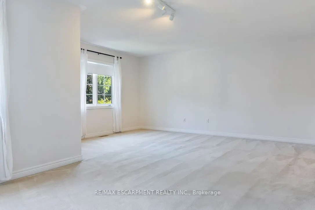1146 Upper River Court