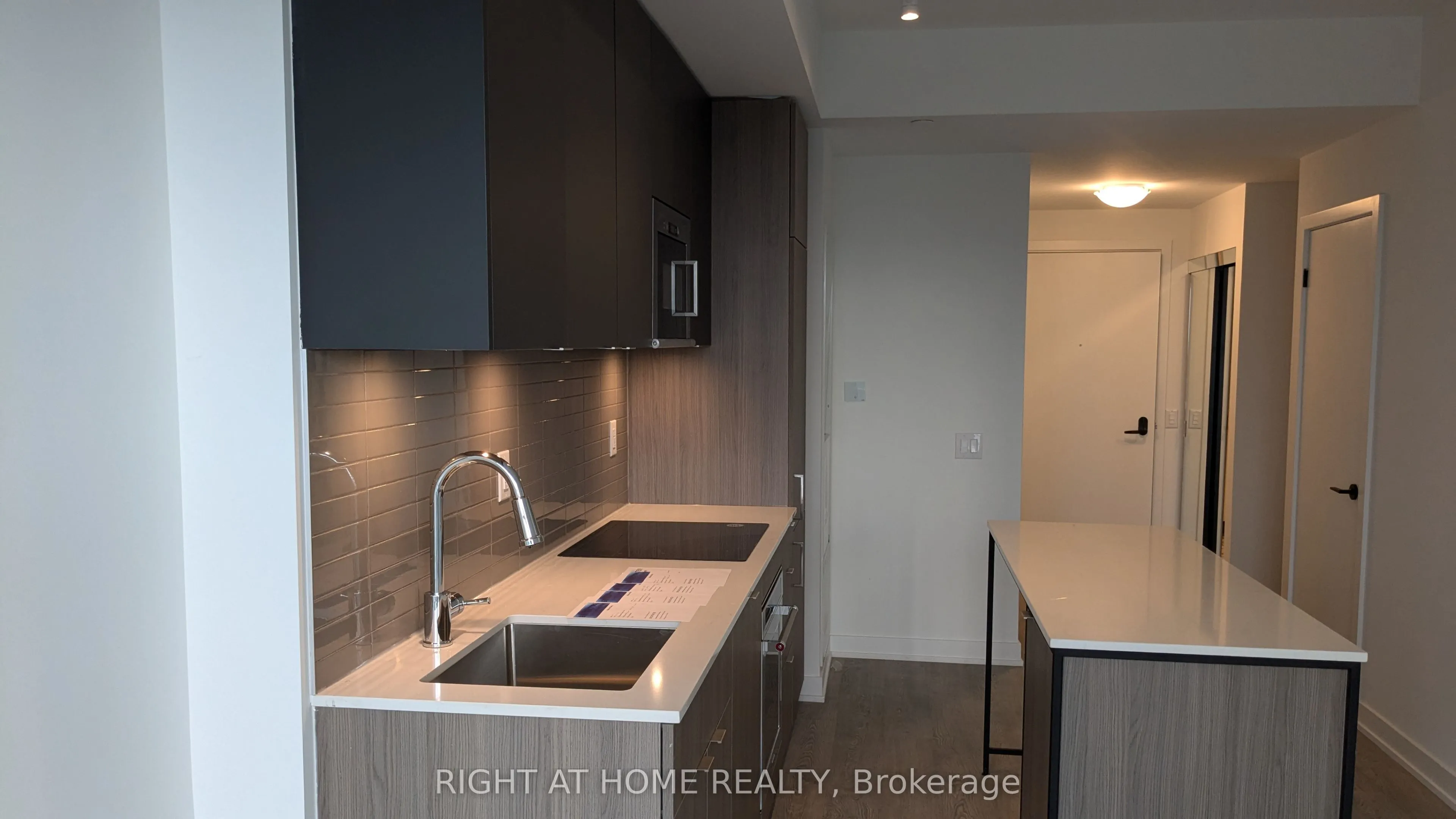 220 Missinnihe Way, #1315