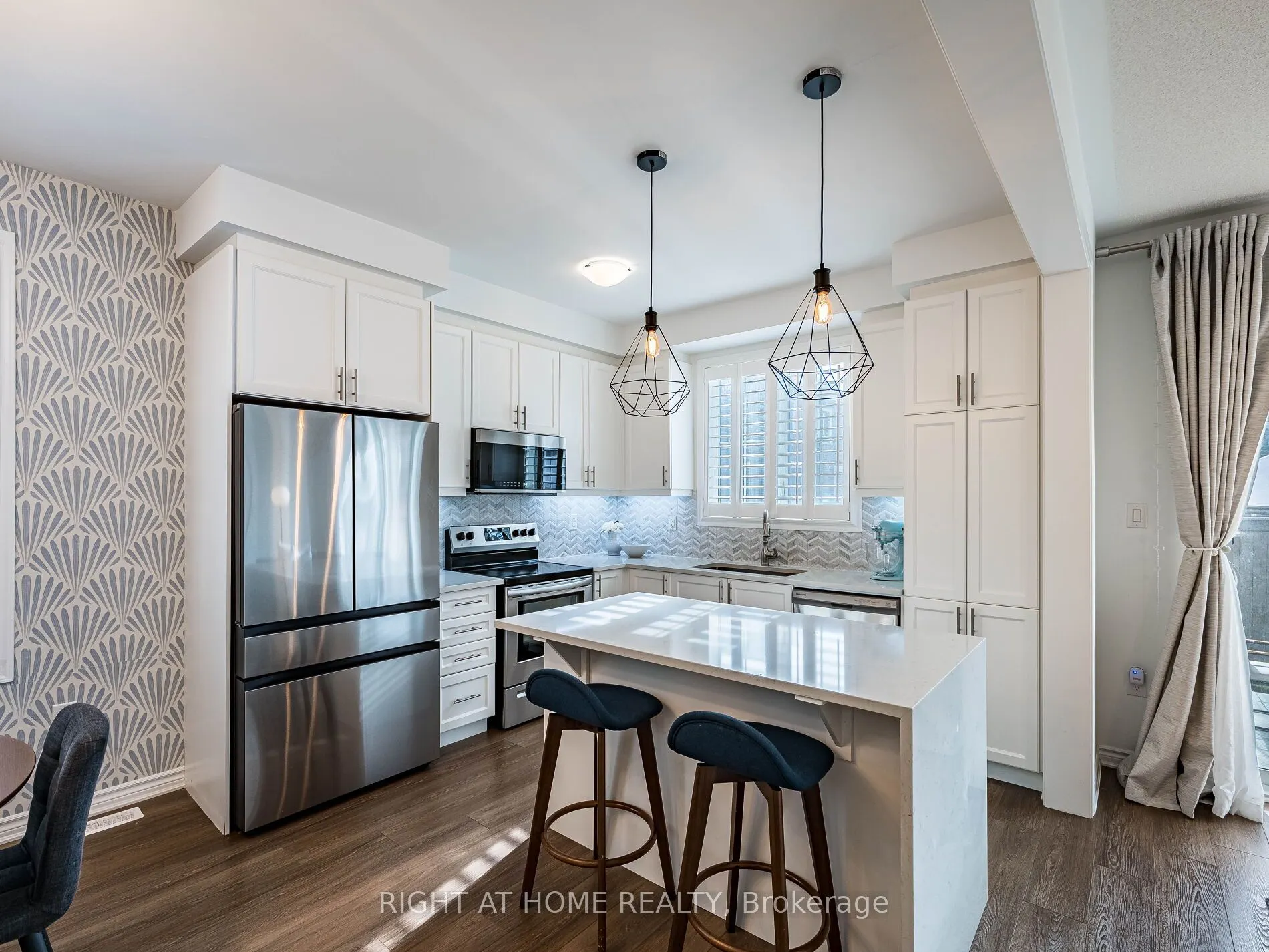 531 Bellflower Court