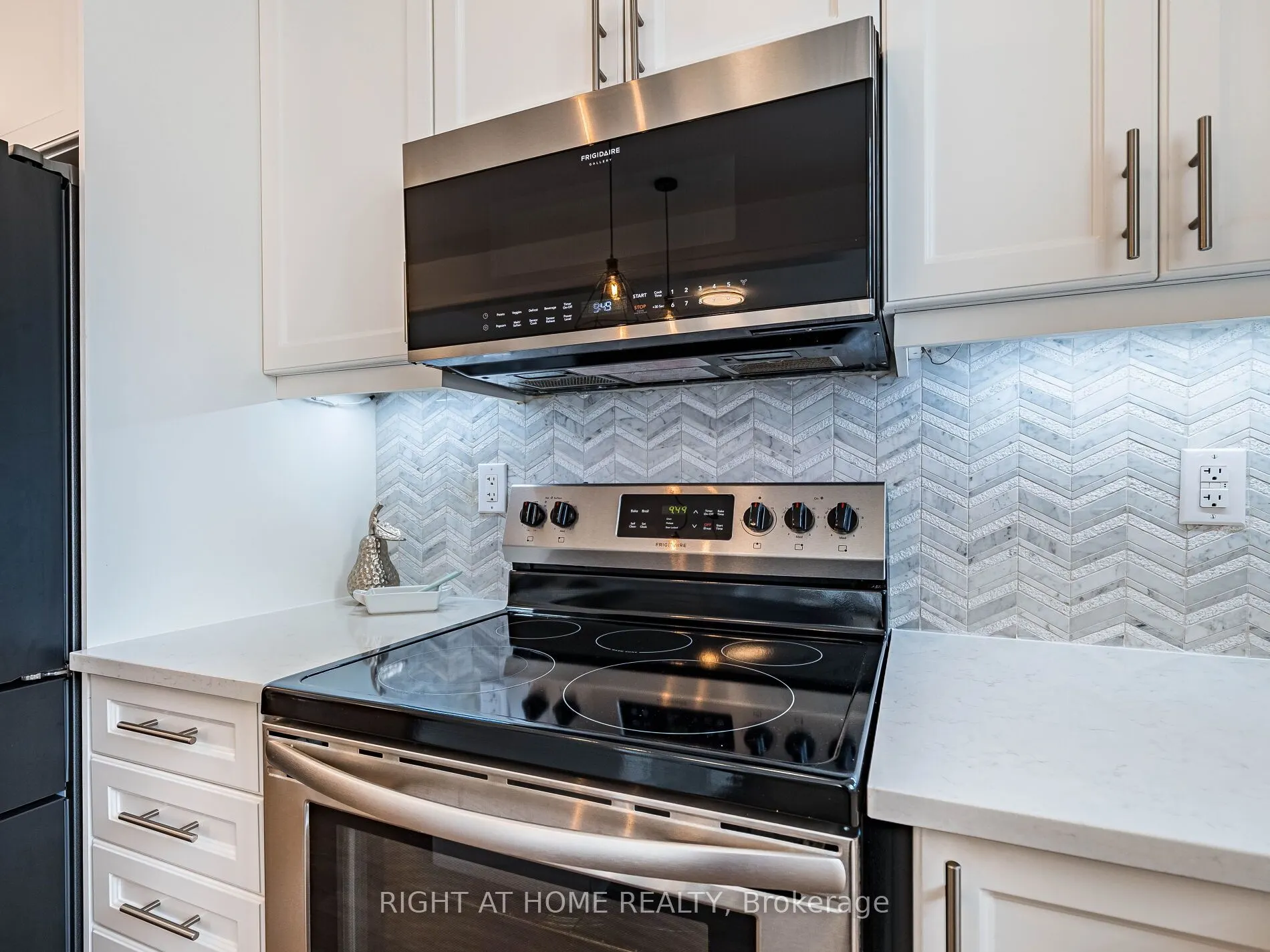 531 Bellflower Court