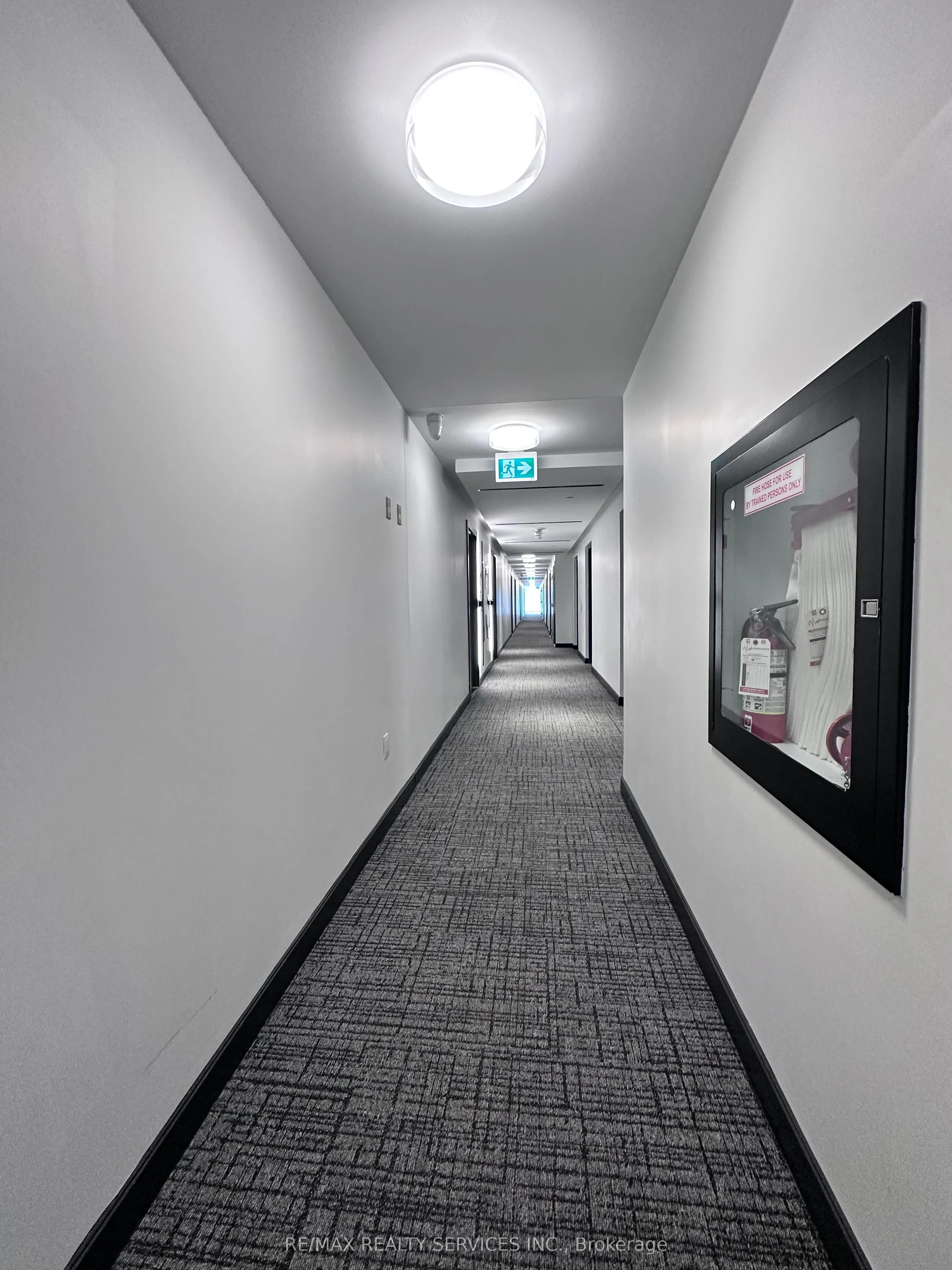 86 Dundas Street E, #03