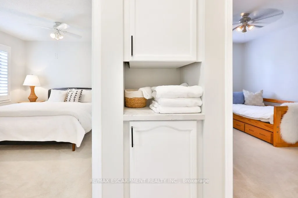 2588 CASTLE HILL Crescent