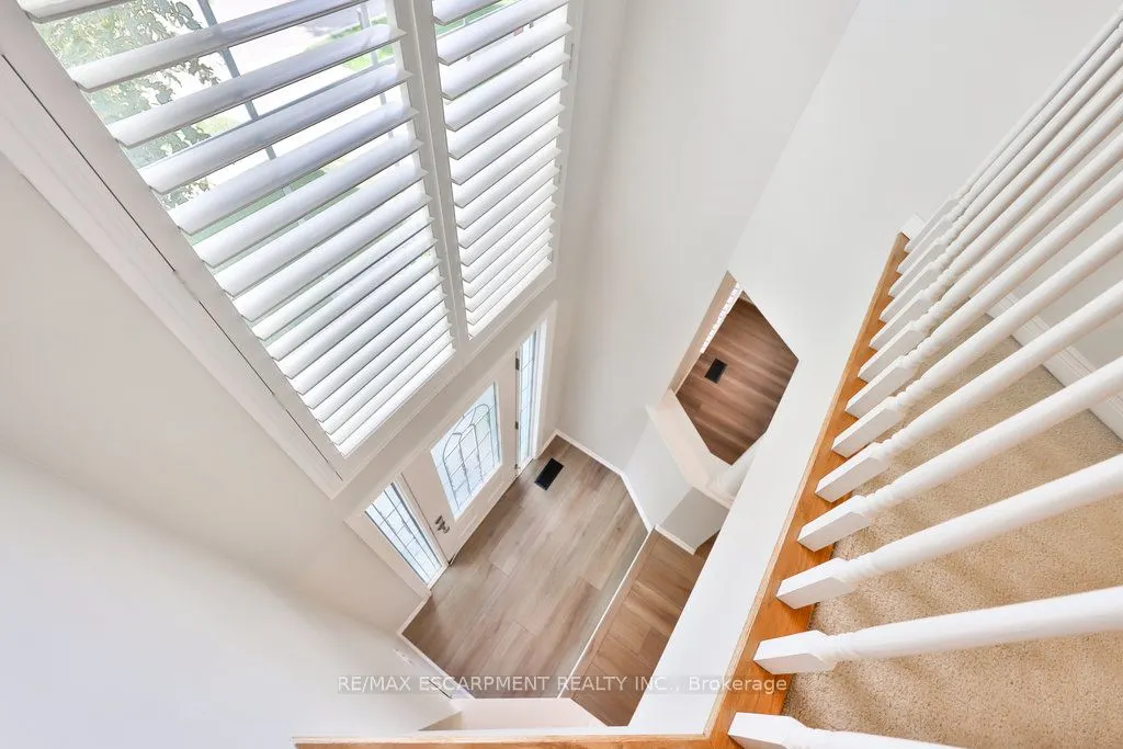 2588 CASTLE HILL Crescent