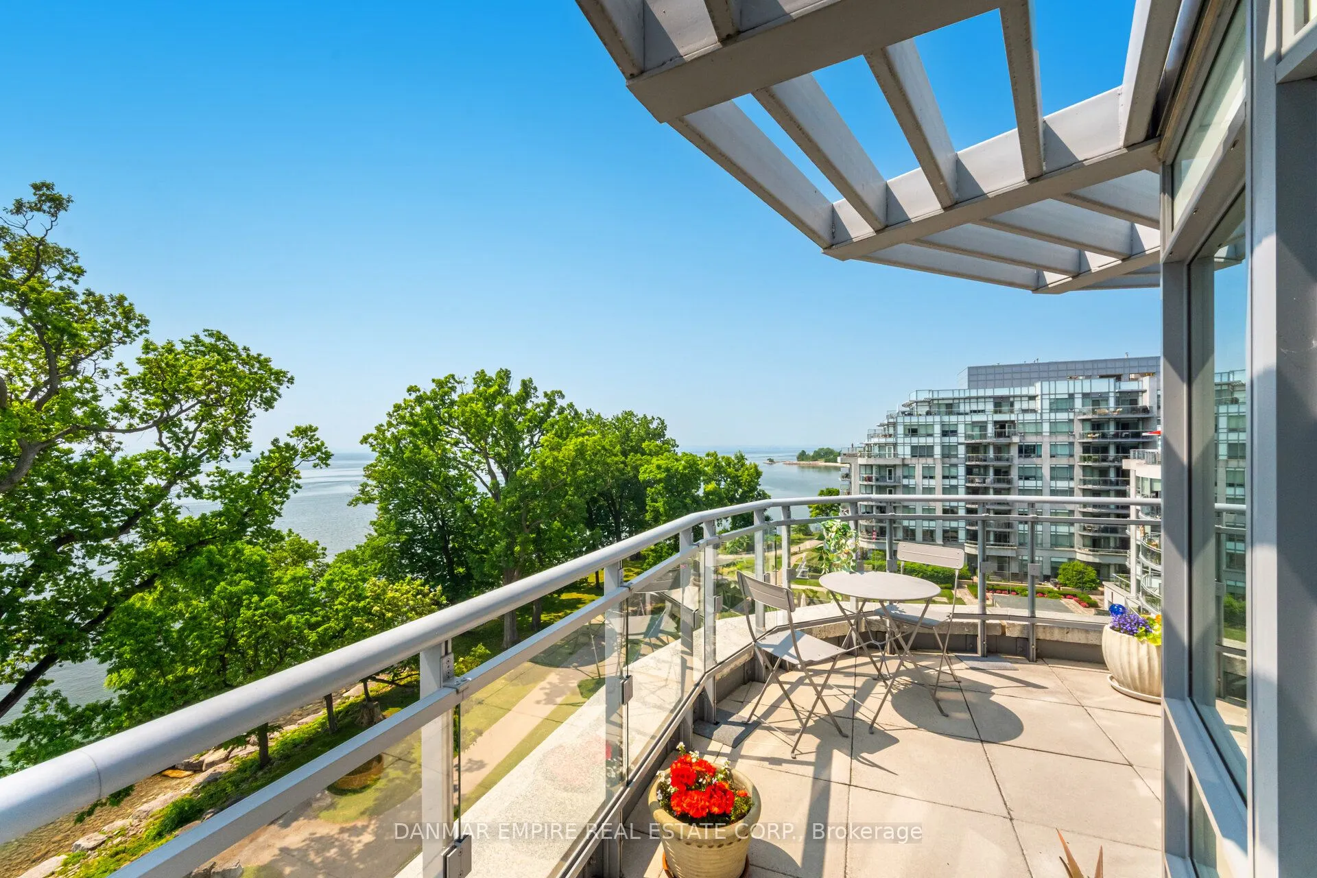 3500 Lakeshore Road, #604