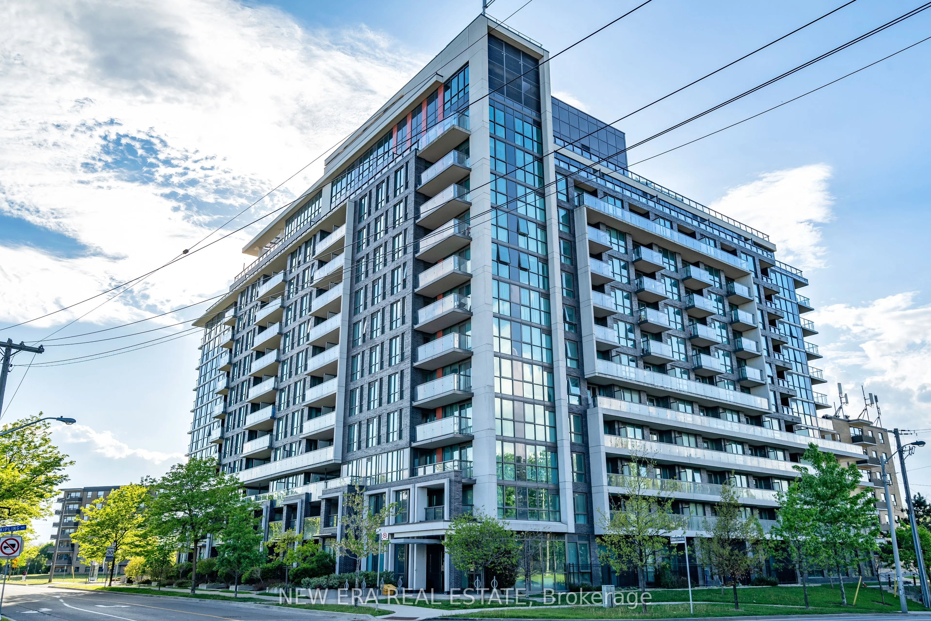 80 Esther Lorrie Drive, #204