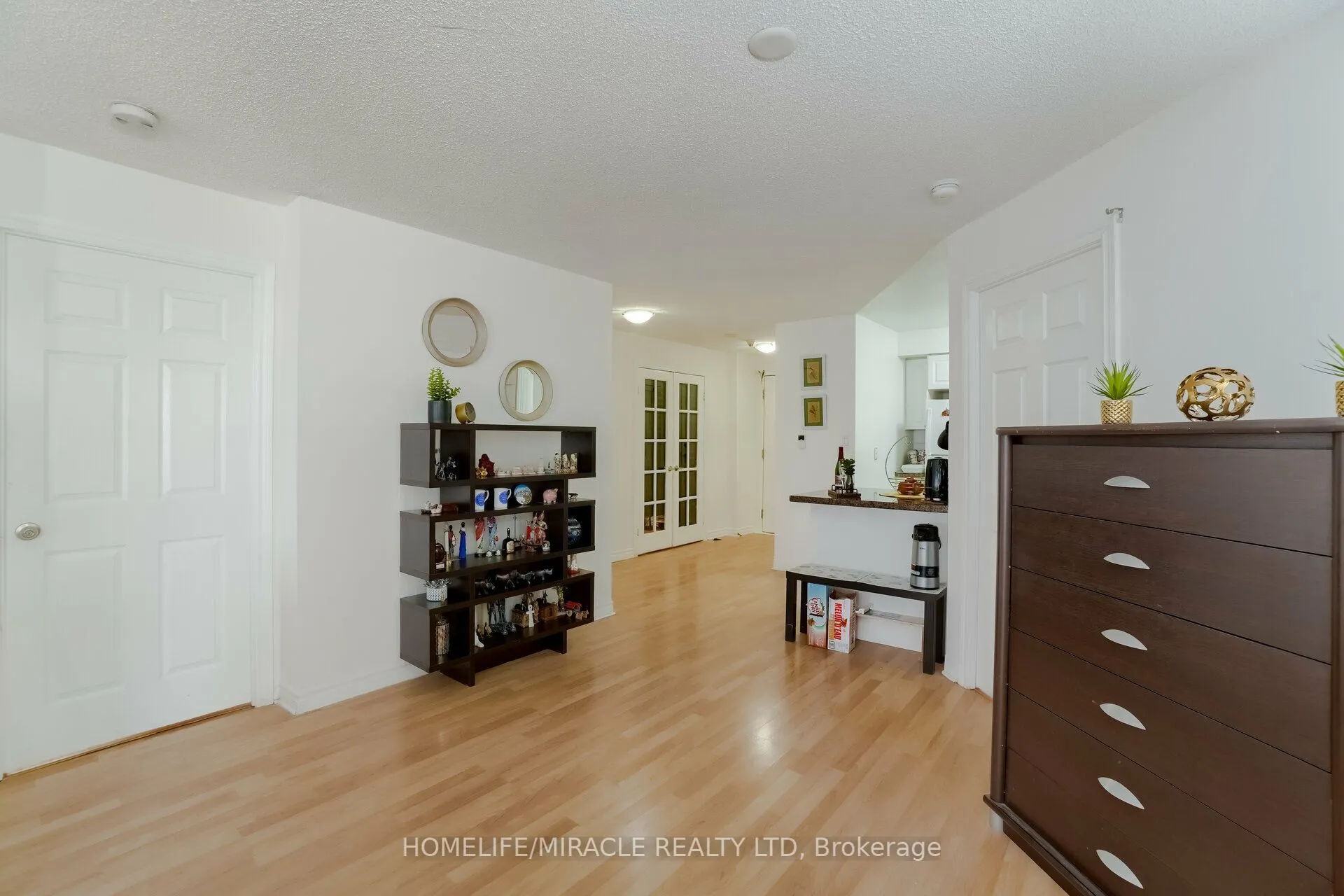 3880 Duke Of York Boulevard, #807