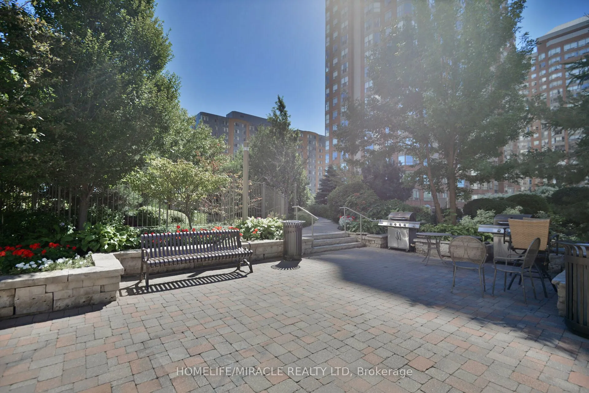 3880 Duke Of York Boulevard, #807
