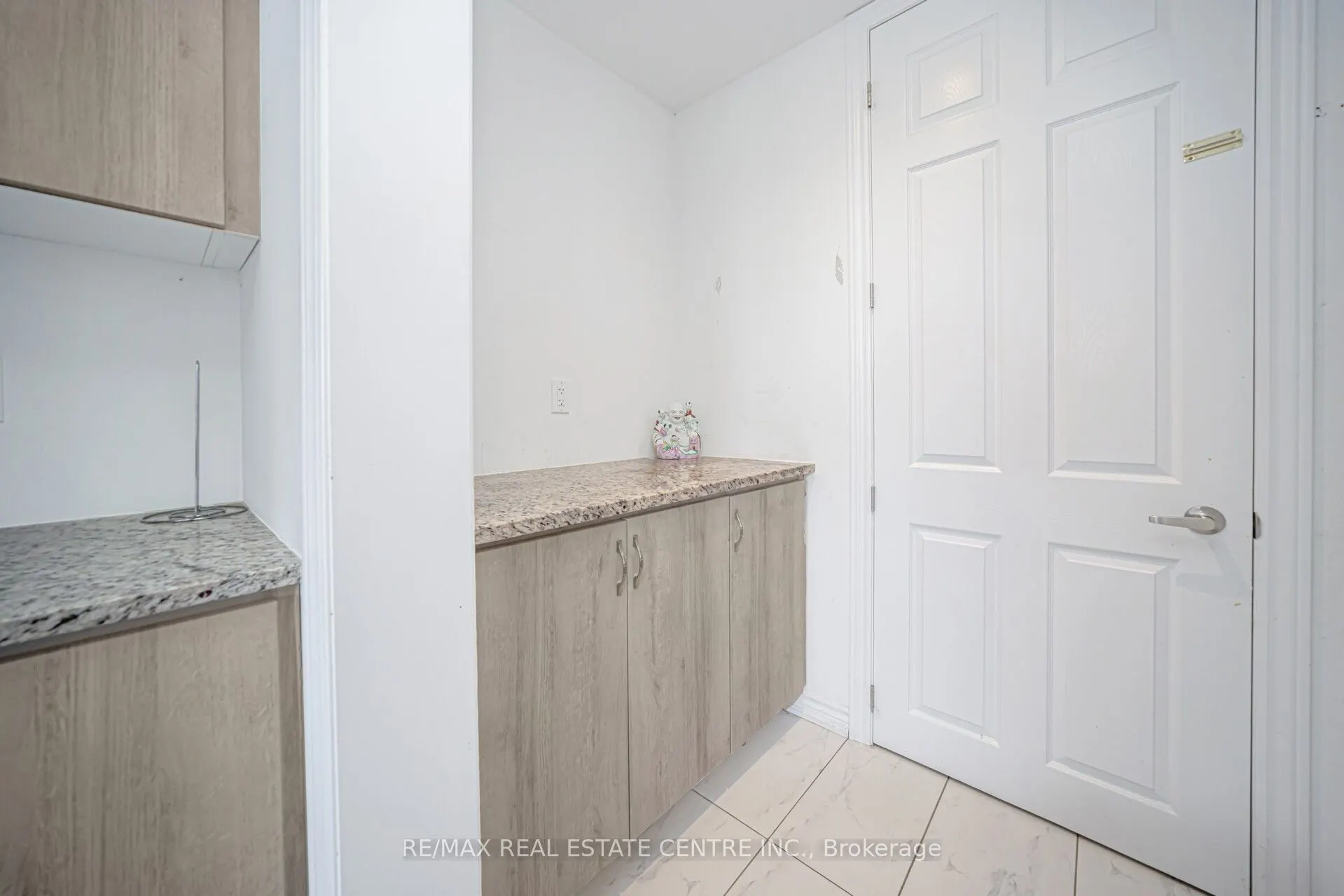 14 Moorhart Crescent