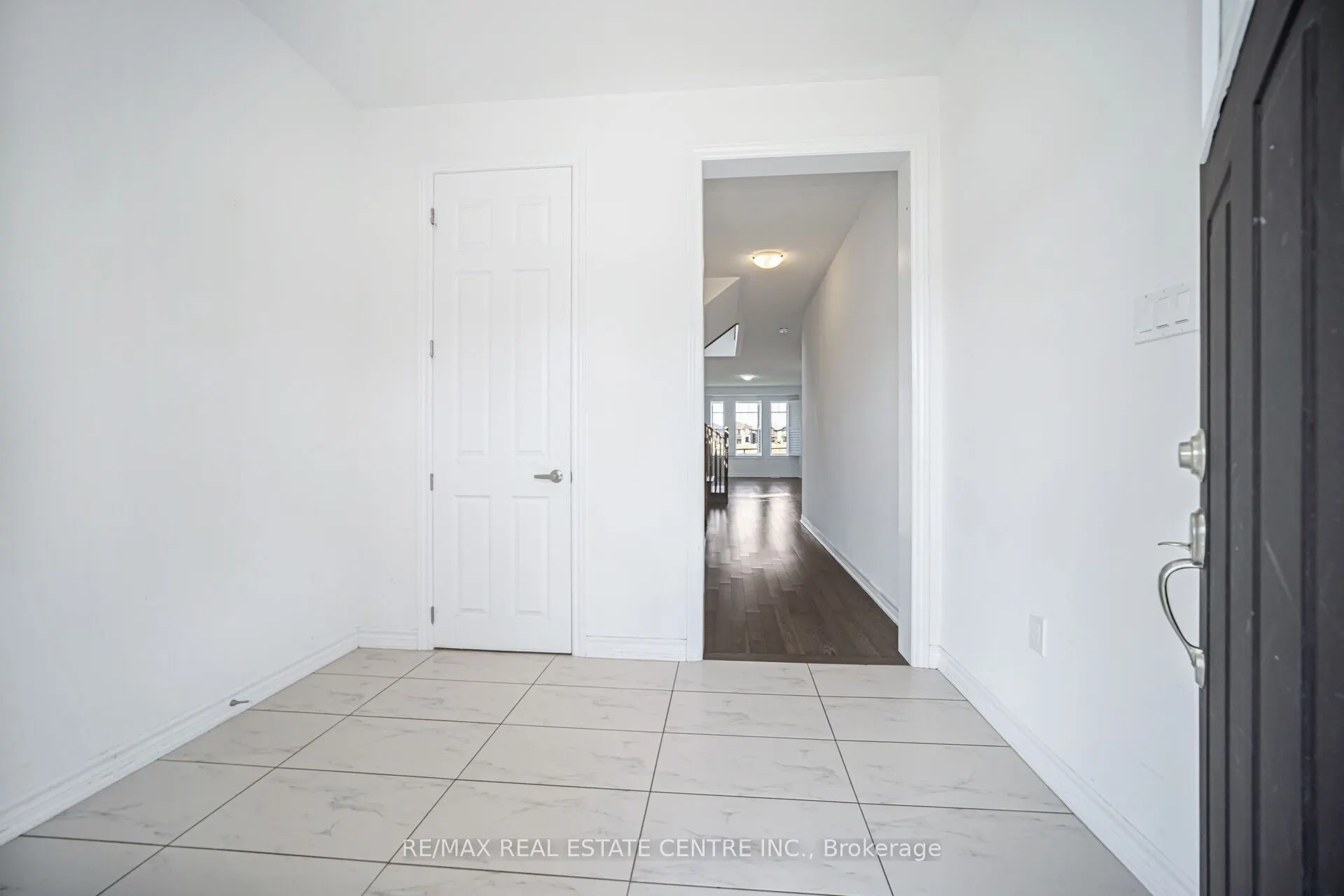 14 Moorhart Crescent